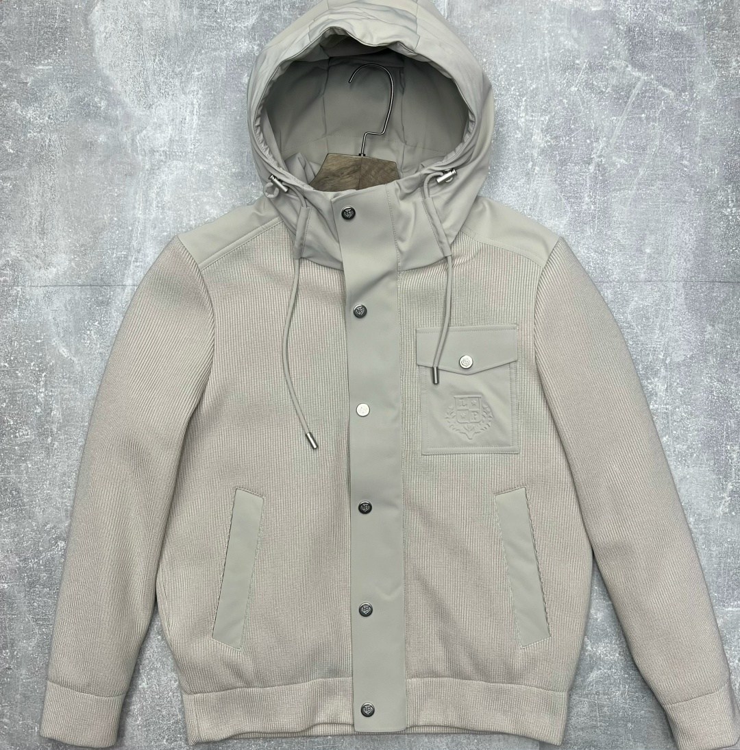 куртка,куртка бомбер,бежевая куртка,комбинированная куртка,куртка с капюшоном