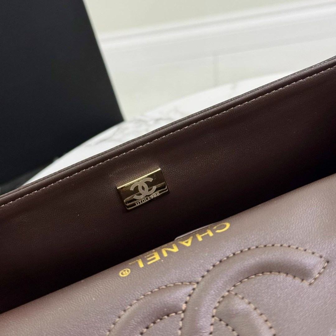 сумка шанель на цепочке,сумка шанель,женская сумка chanel,сумка chanel,сумка конверт шанель