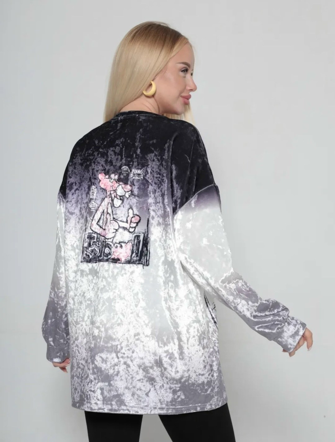 футболка велюровая с принтом оверсайз us shopping,свитшот оверсайз с принтом "микки маус",модные свитшоты,свитшот толстовка оверсайз микки маус со стразами,стильный свитшот