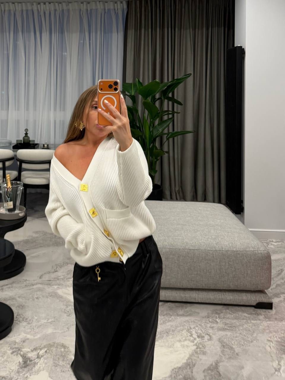 кардиган женский,кардиган вязаный,кофта кардиган,модные кардиганы,белая кофта с пуговицами