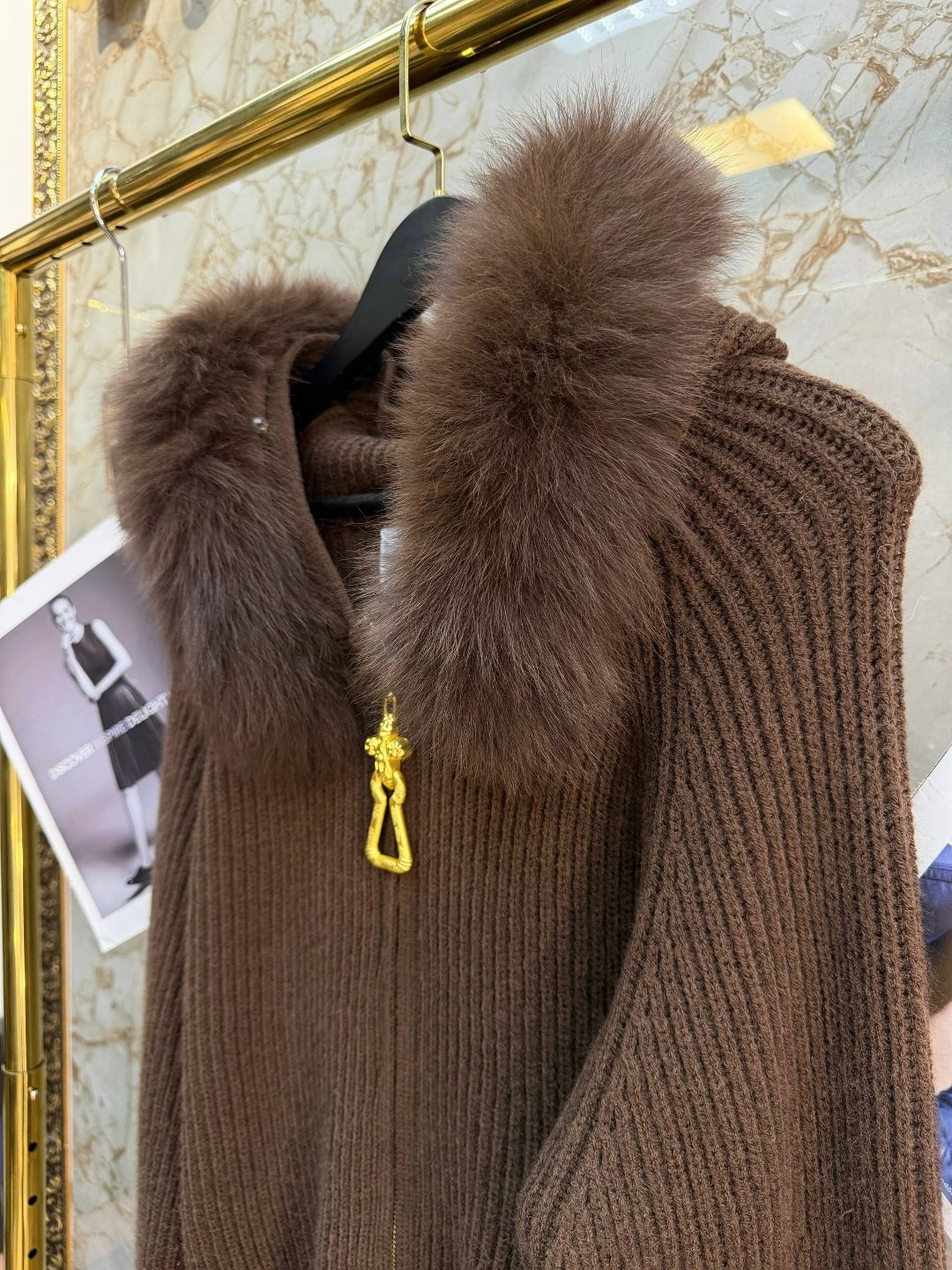 свитера с капюшоном,кофта с меховым воротником,куртка вязаная,кардиган с мехом,женский вязаный кардиган с капюшоном