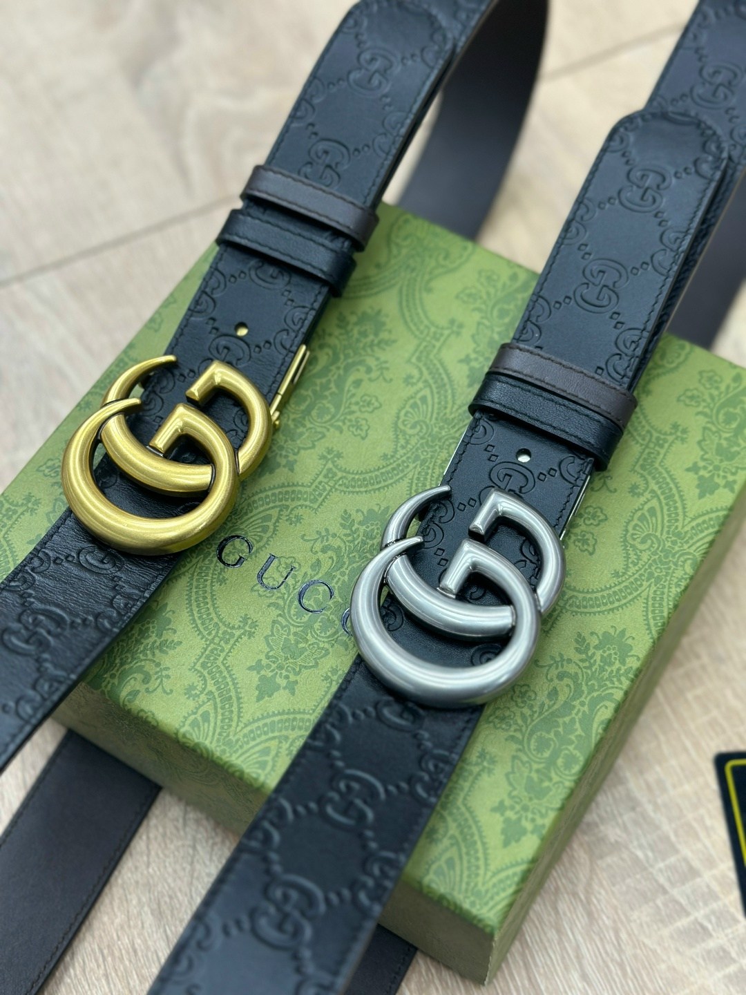 ремень gucci из натуральной кожи,ремень мужской кожаный gucci,ремень gucci,ремень гуччи двухсторонний,gucci женский кожаный ремень