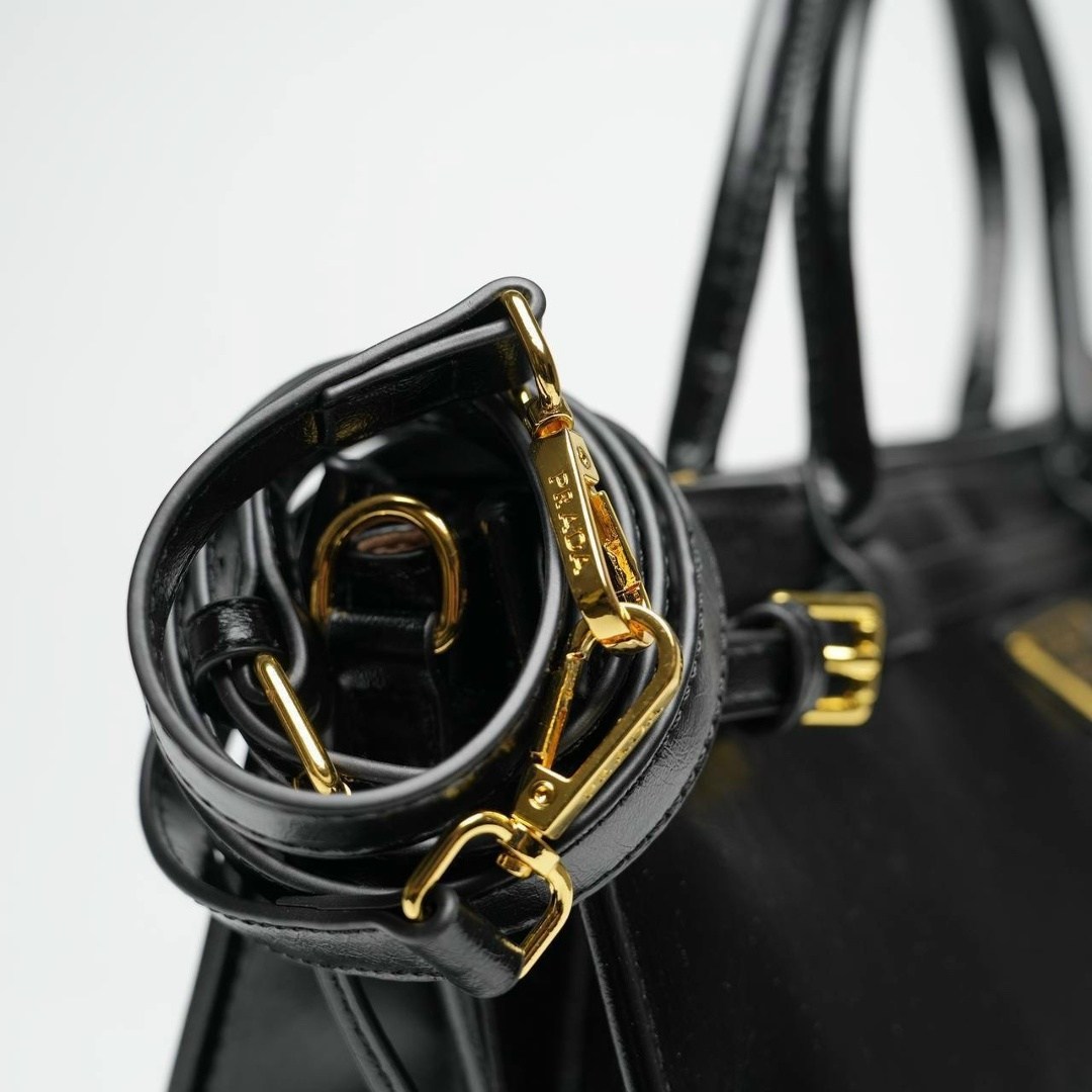 сумки,сумка саквояж эконика черная,сумка-саквояж,женская кожаная сумка,сумка женская