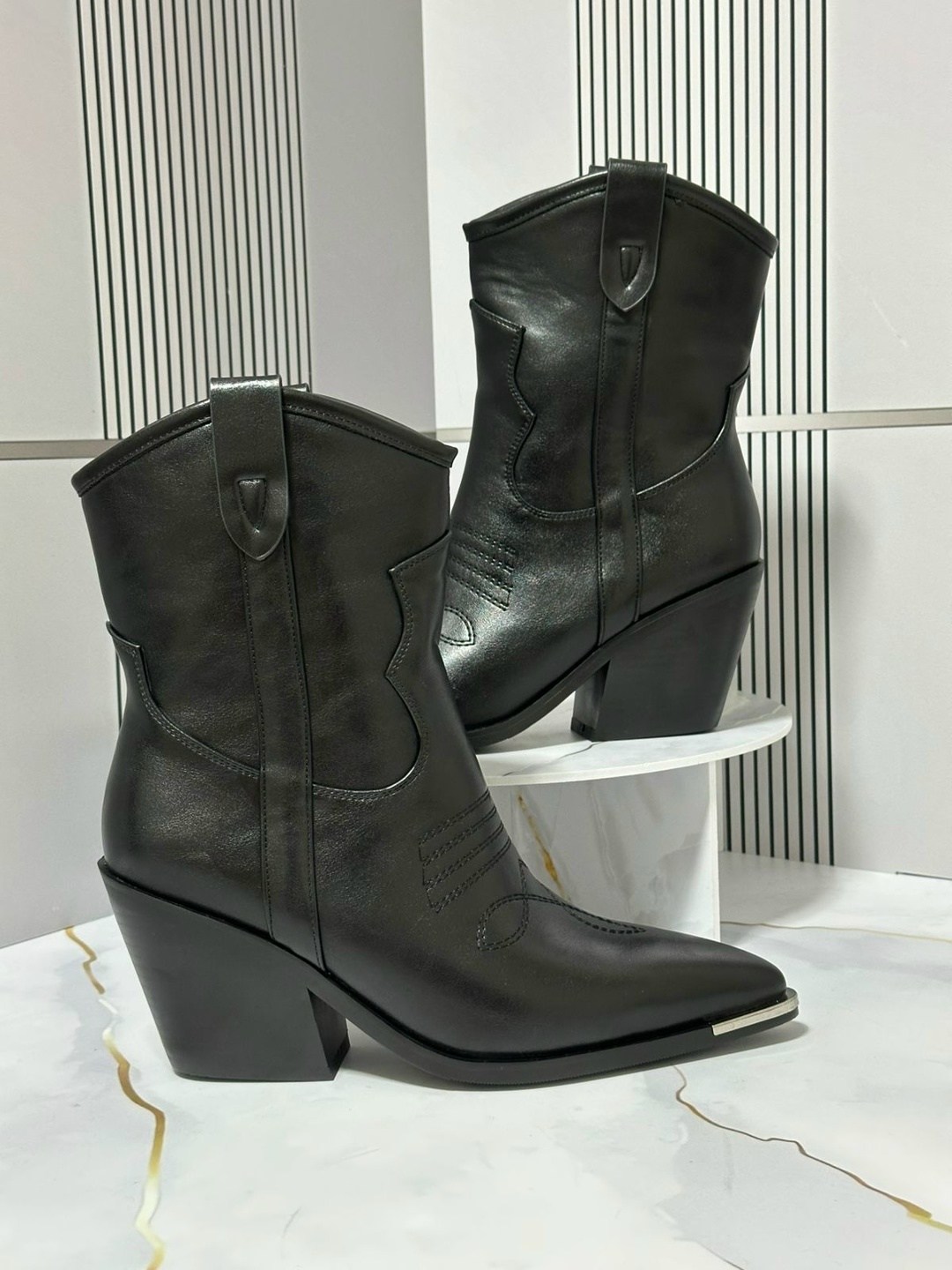 казаки женские,сапоги казаки,,казаки  женская,казаки ботинки женские