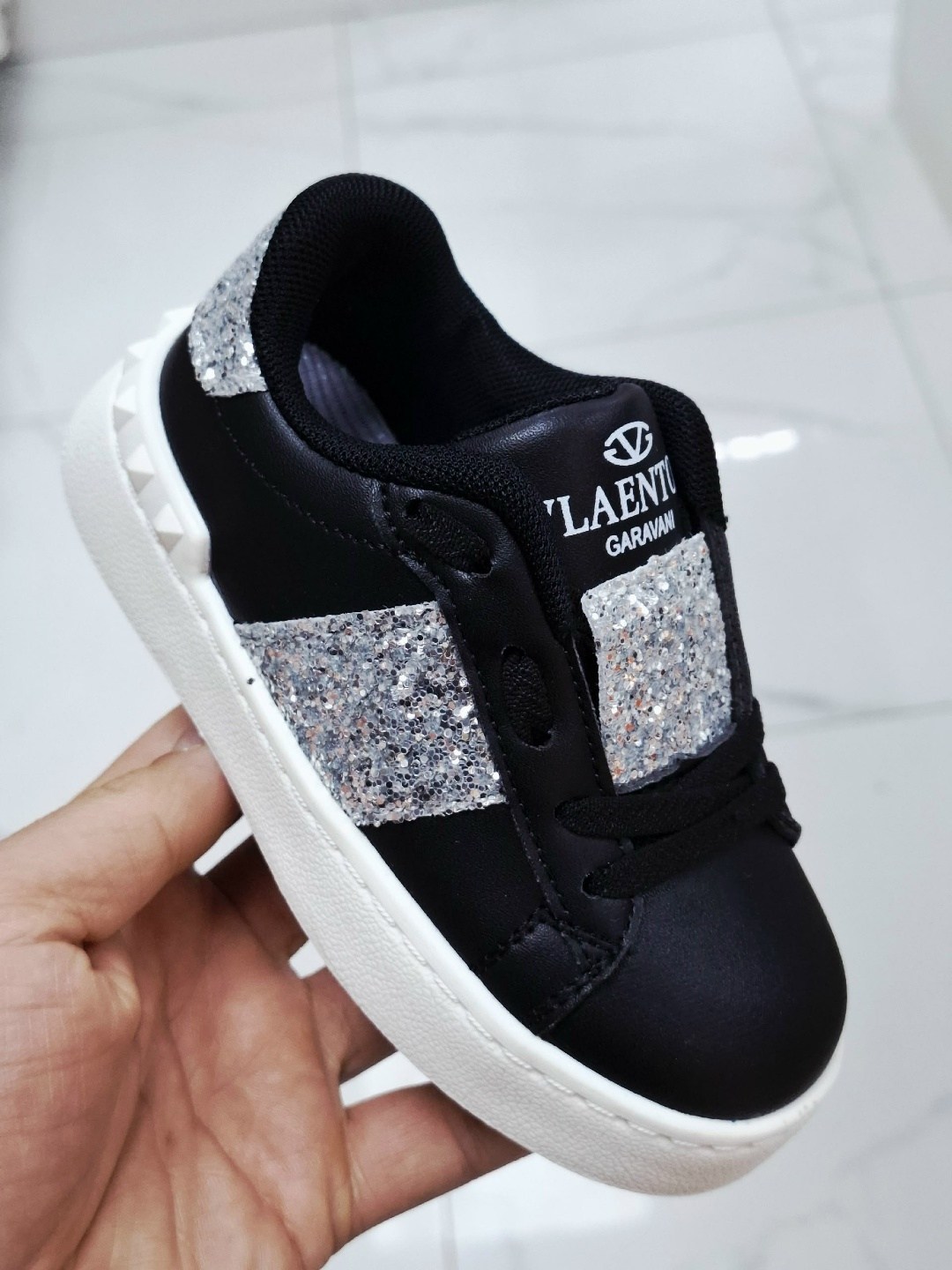 ,валентино кеды,валентино кроссовки,valentino кроссовки,кеды валентино женские