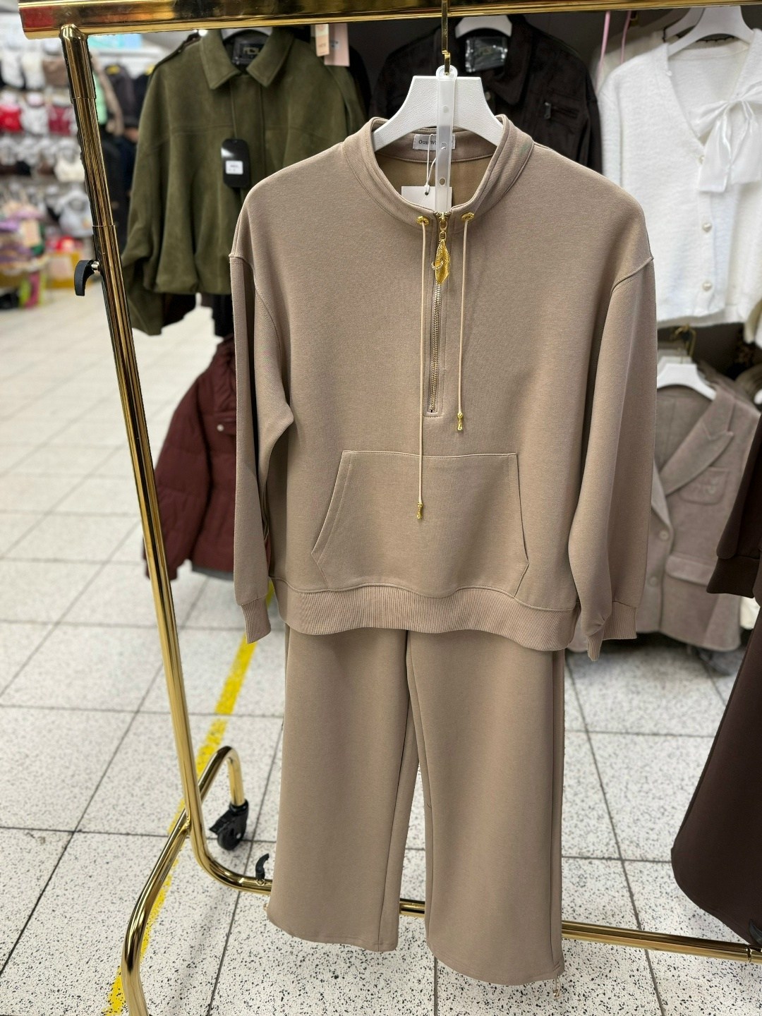 спортивный костюм,спортивные костюмы женские,повседневный костюм,спортивные костюмы двойка,спортивный костюм brunello cucinelli