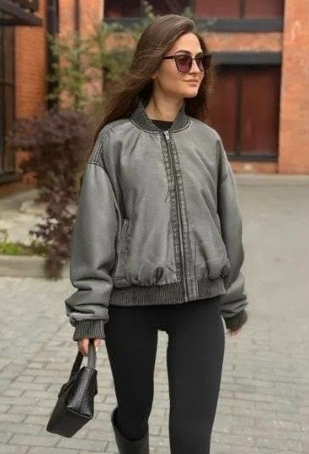 куртка бомбер женская,куртка бомбер,куртка,кожаная куртка бомбер,кожаная куртка бомбер женская