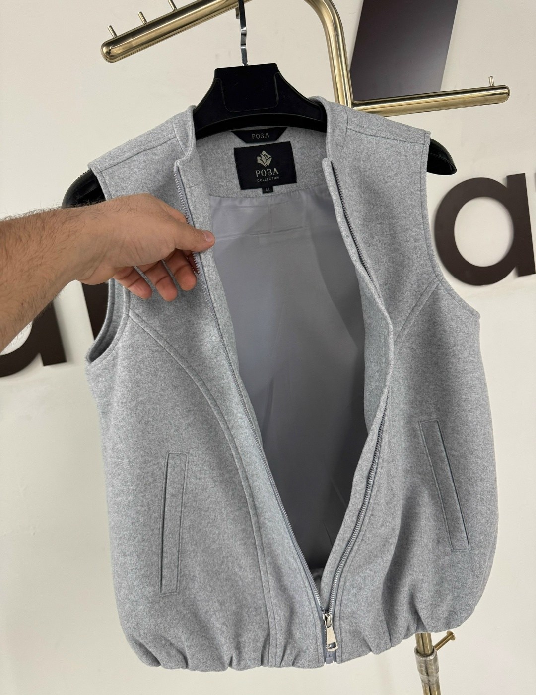 жилет мужской,двусторонний жилет,жилет,жилет с воротником,жилет двухсторонний