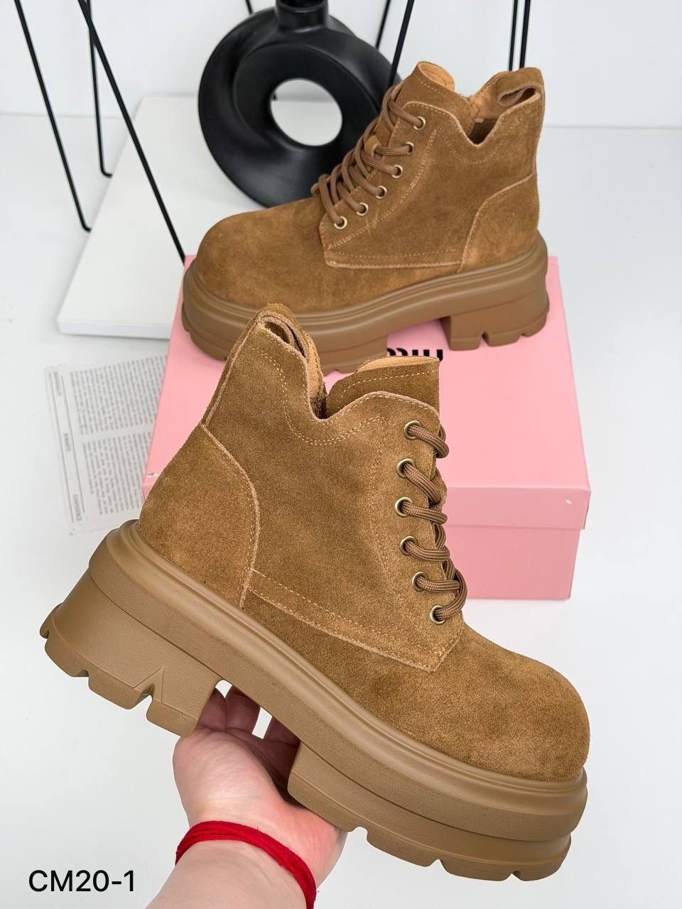 ,женские ботинки,модные ботинки,женская ,стильные ботинки