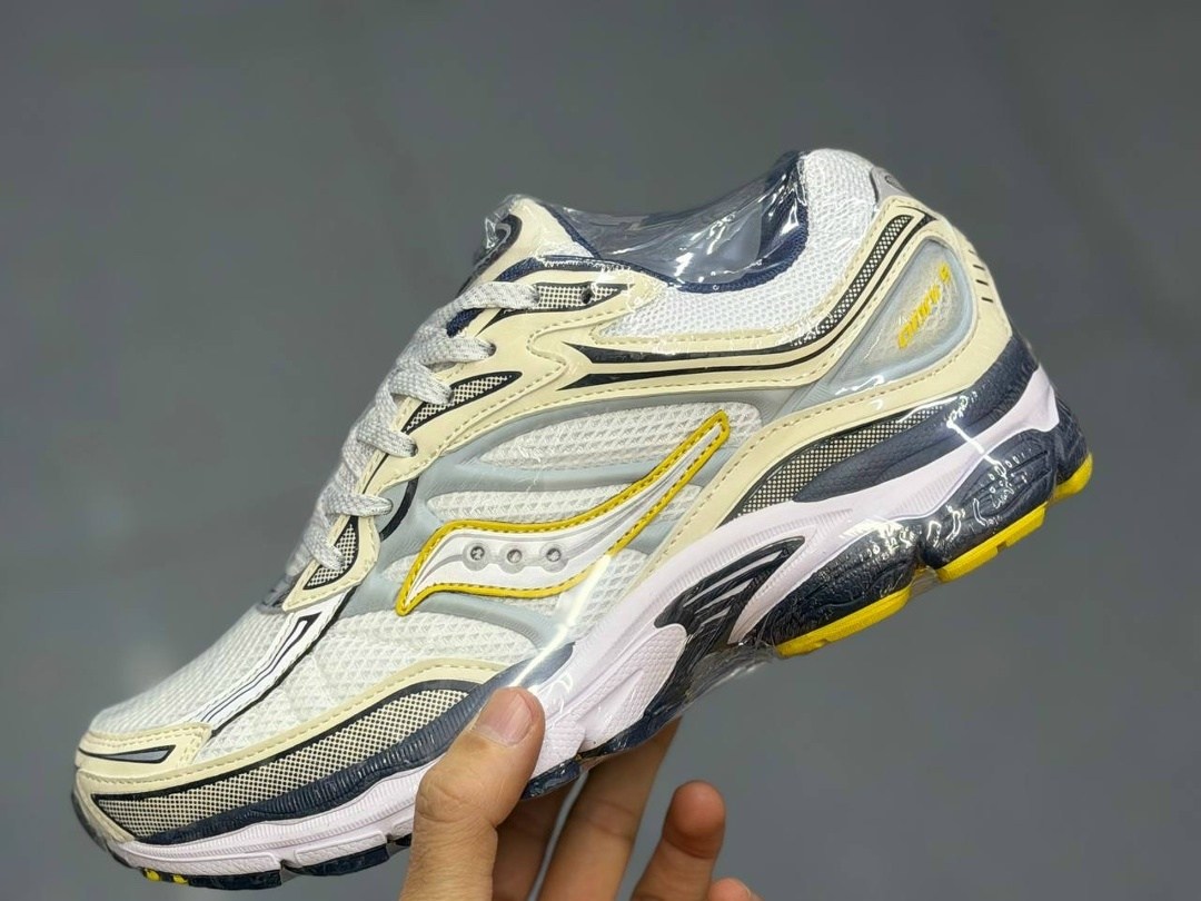 кроссовки saucony,мужские кроссовки saucony,кроссовки,повседневные кроссовки,черные кроссовки