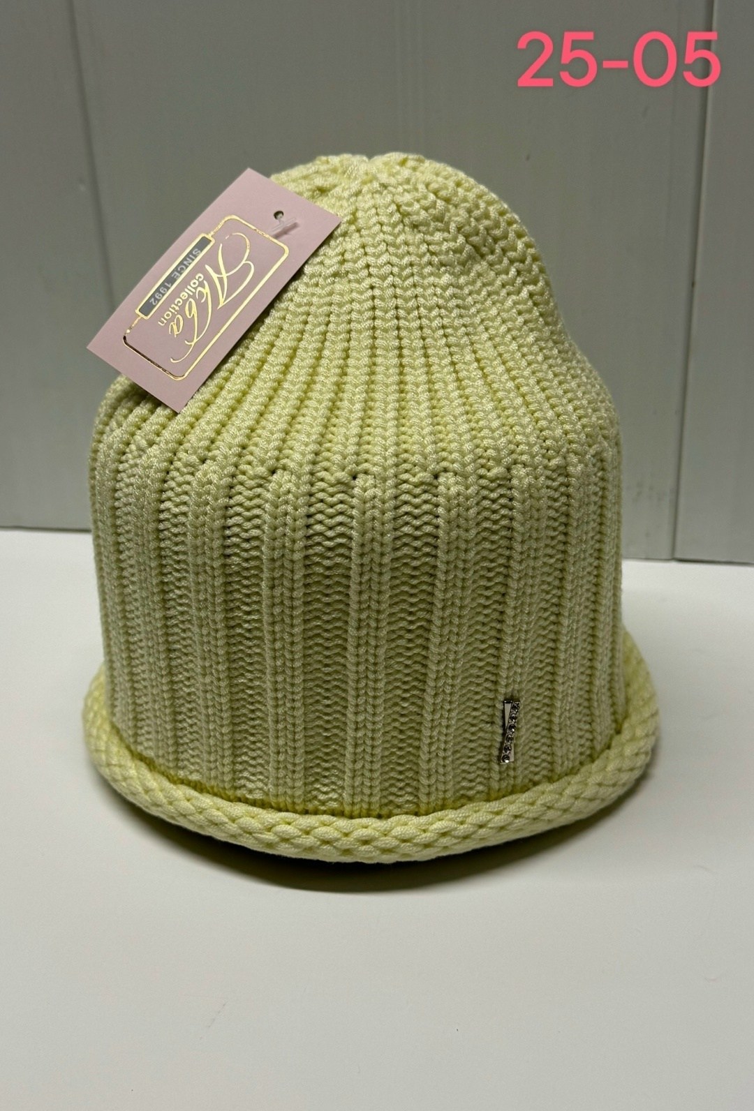 шапка женская вязаная,шапка женская,шапка,шапки вязаные,шапка для женщин