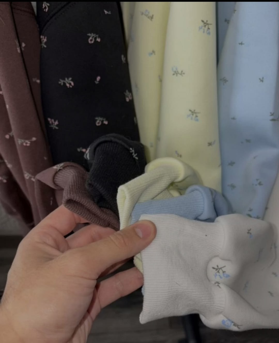 костюм спортивный,костюм спортивный женский,спортивный костюм со стразами,женский костюм,костюм