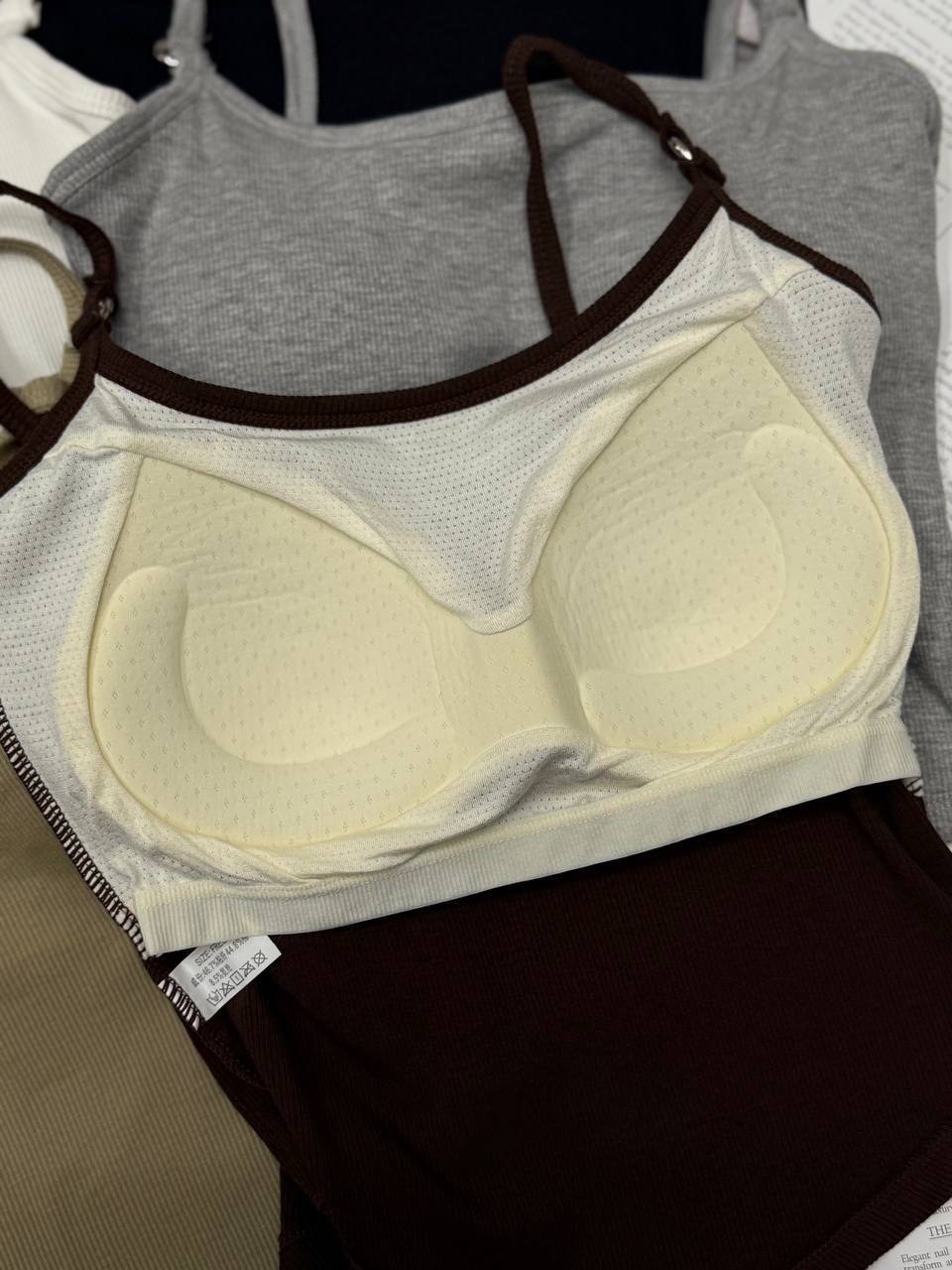 элегантные топы,нижнее белье топ,бюстгальтер,топ на широких бретелях с застежкой,бесшовные бюстгальтеры