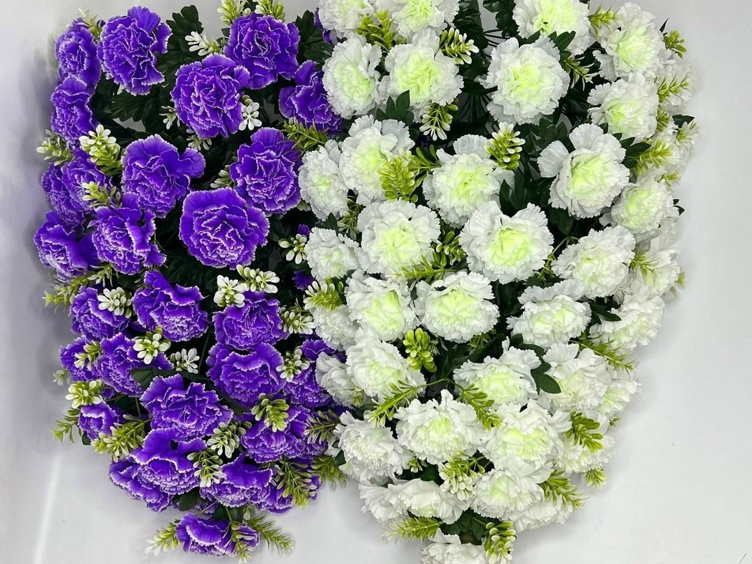 корзина ритуальная из искусcтвенных цветов,ритуальные цветы,искусственные цветы,искусственные цветы для кладбища,ритуальные венки