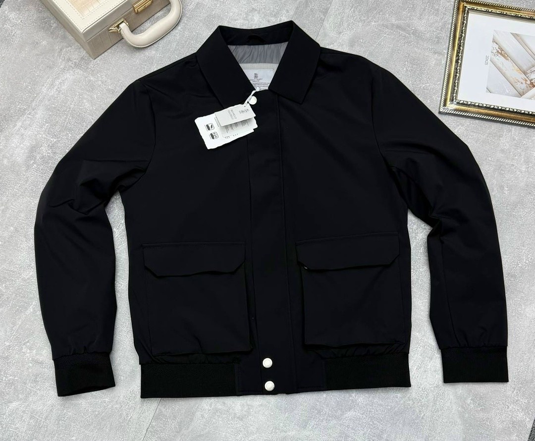 куртка бомбер,повседневная куртка,куртка,легкая куртка,стильная куртка