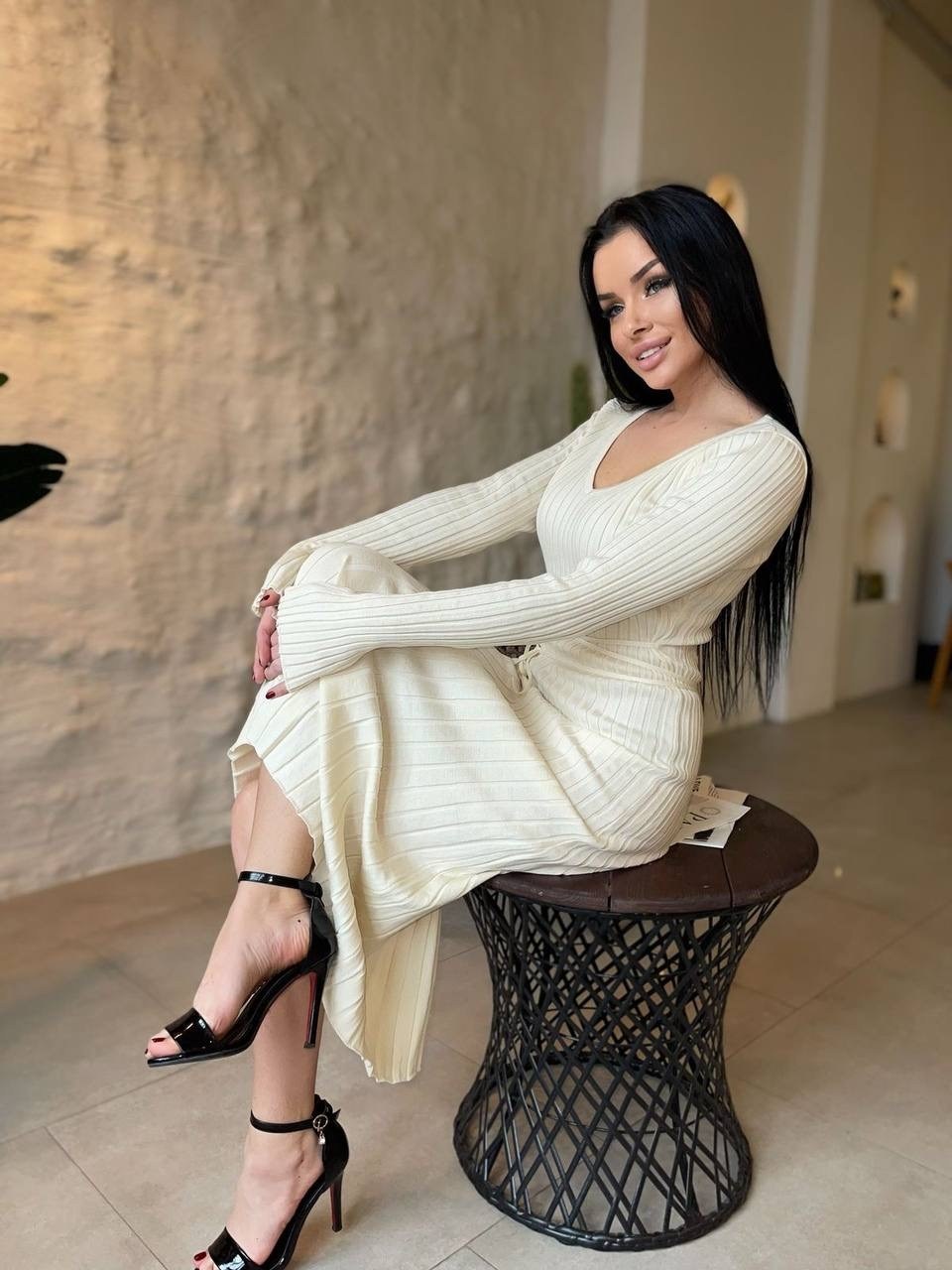 платье лапша женское трикотажное,платье лапша вязаное теплое a&b_dress_code,трикотажное платье-лапша с поясом seven wishes цвет молочный,платье женское,трикотажное платье