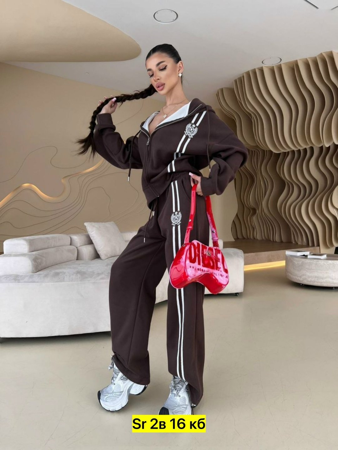 костюм спортивный женский,loro piana женский красный костюм,спортивный женский костюм красный,спортивный костюм miu miu женский,женский костюм