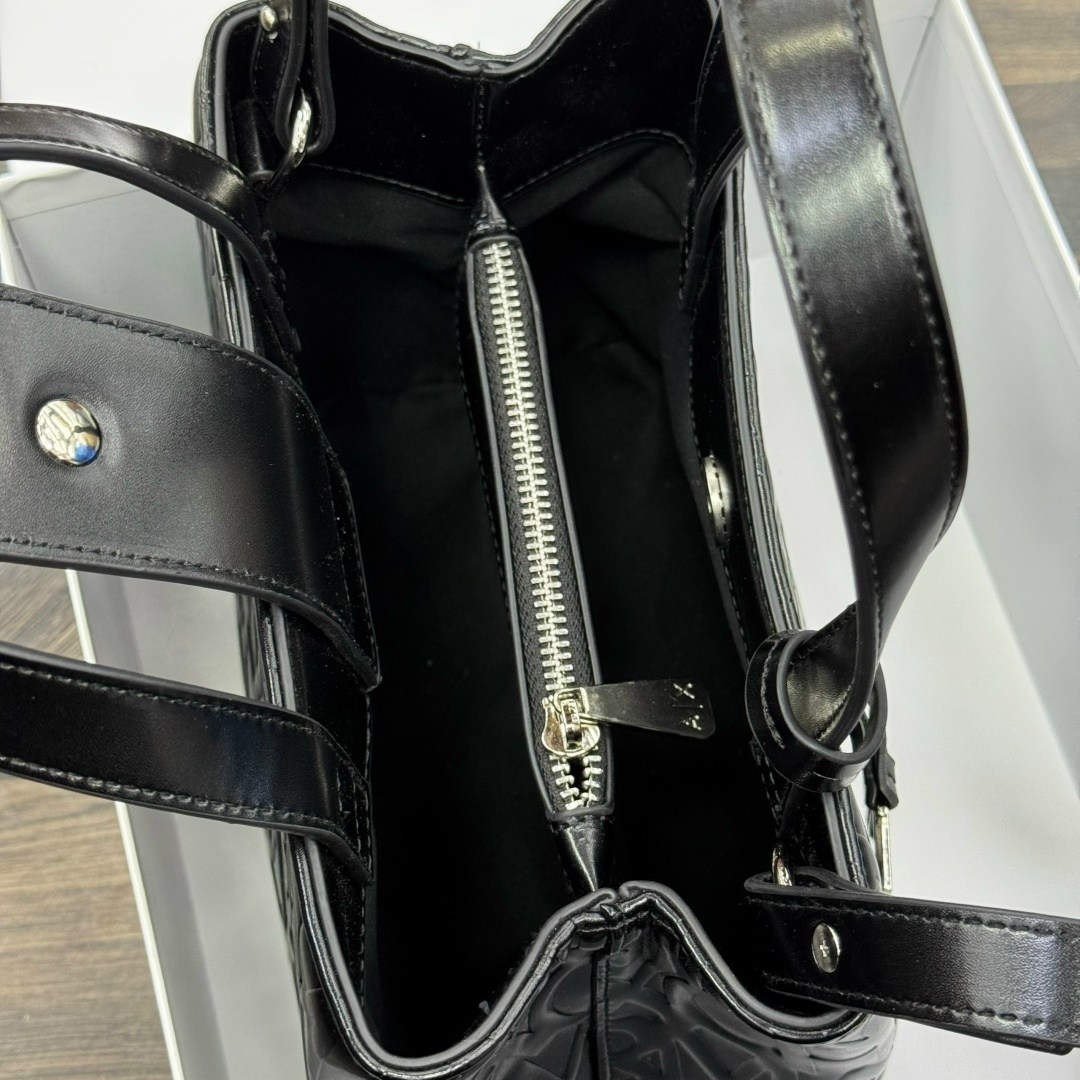 сумка армани эксчендж женская,armani exchange сумка женская,сумка armani exchange,сумка armani exchange черный,сумка армани эксчендж