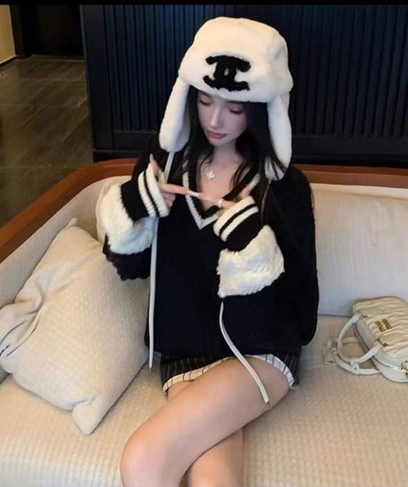 вязаная шапка,меховая шапка,модная шапка,зимние шапки,женская вязаная шапка