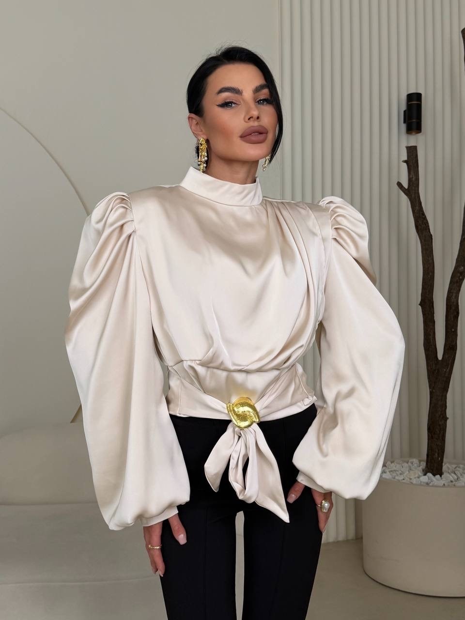 стильная блузка,шелковая блузка,женская однотонная блузка twotwinstyle белая,женская блузка,блуза с объемными рукавами