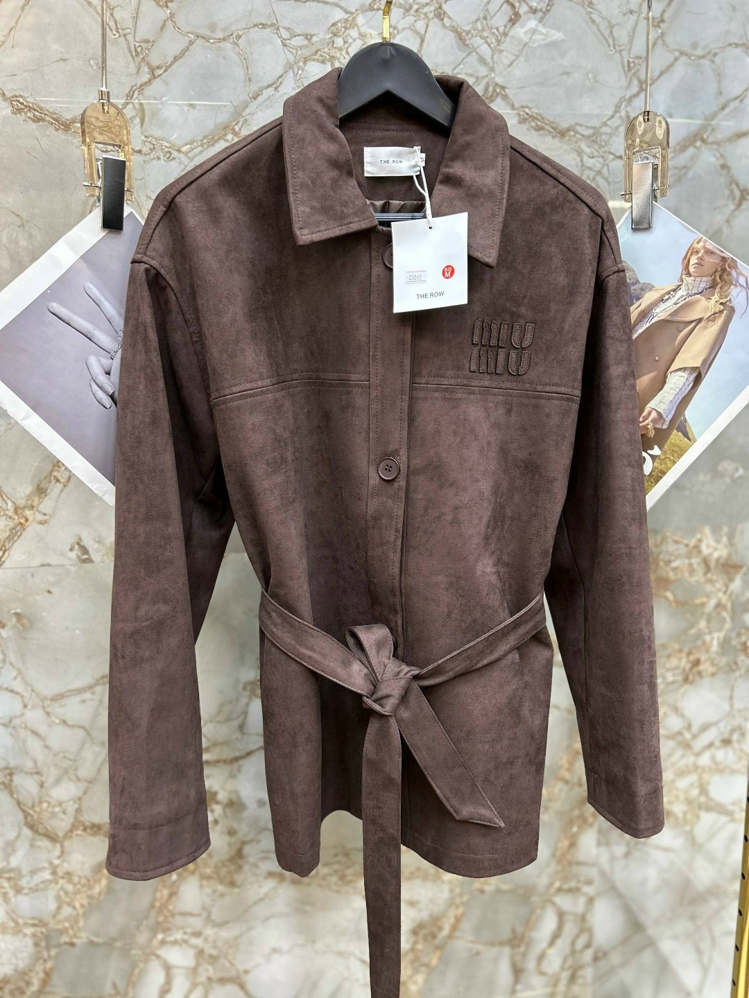 замшевая куртка,куртка замшевая женская,замшевая куртка miu miu,женская кожаная куртка,женская куртка из замши шоколад