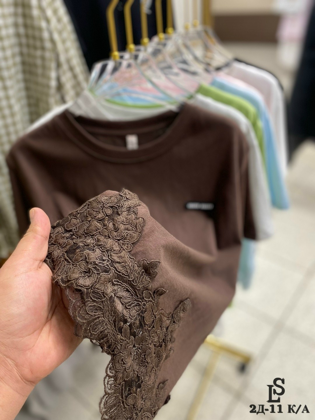 футболка с кружевами,футболки модные,женская футболка,майка с кружевами,футболка с кружевом