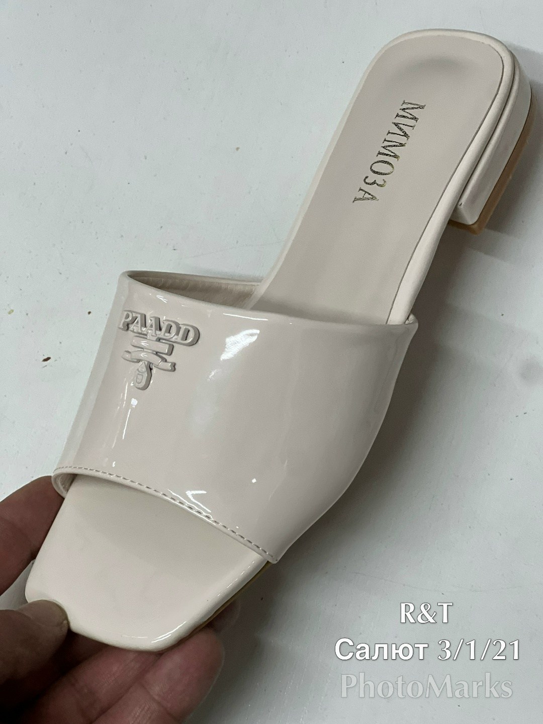 ,шлепанцы женские,шлепки прада,женские шлепанцы prada,тапочки прада