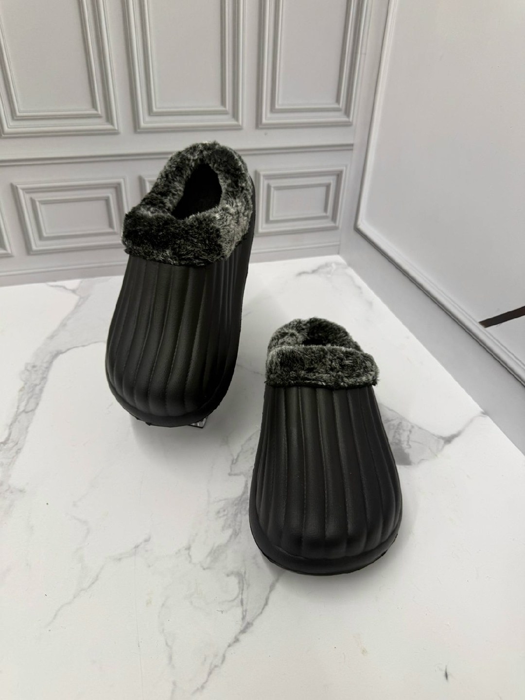 ,зимние тапочки,тапочки для мужчин и женщин,модные тапочки,домашние тапочки