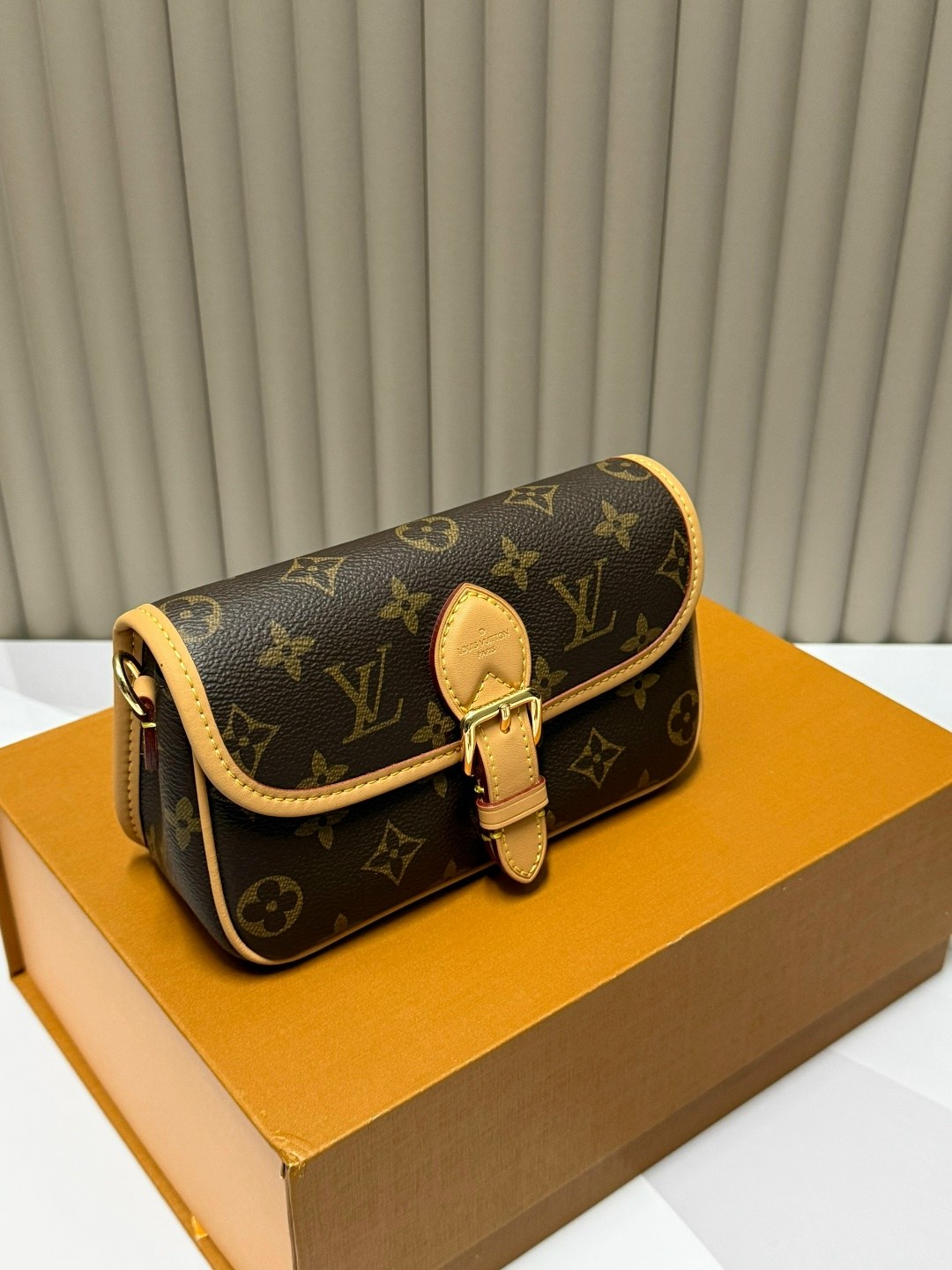 сумка louis vuitton,louis vuitton сумка на плечо,женская сумка louis vuitton,сумка луи виттон,модная сумка