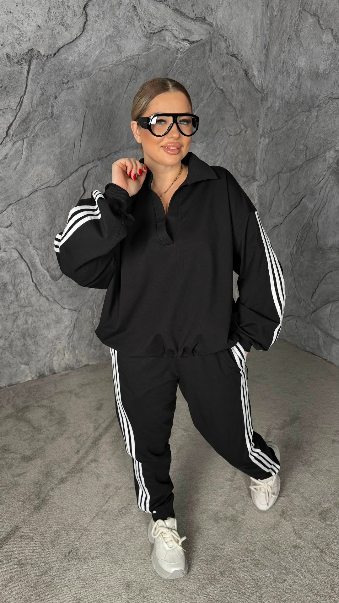 женский спортивный костюм adidas,костюм спортивный,женский спортивный костюм,спортивный костюм с полосками,адидас костюм женский