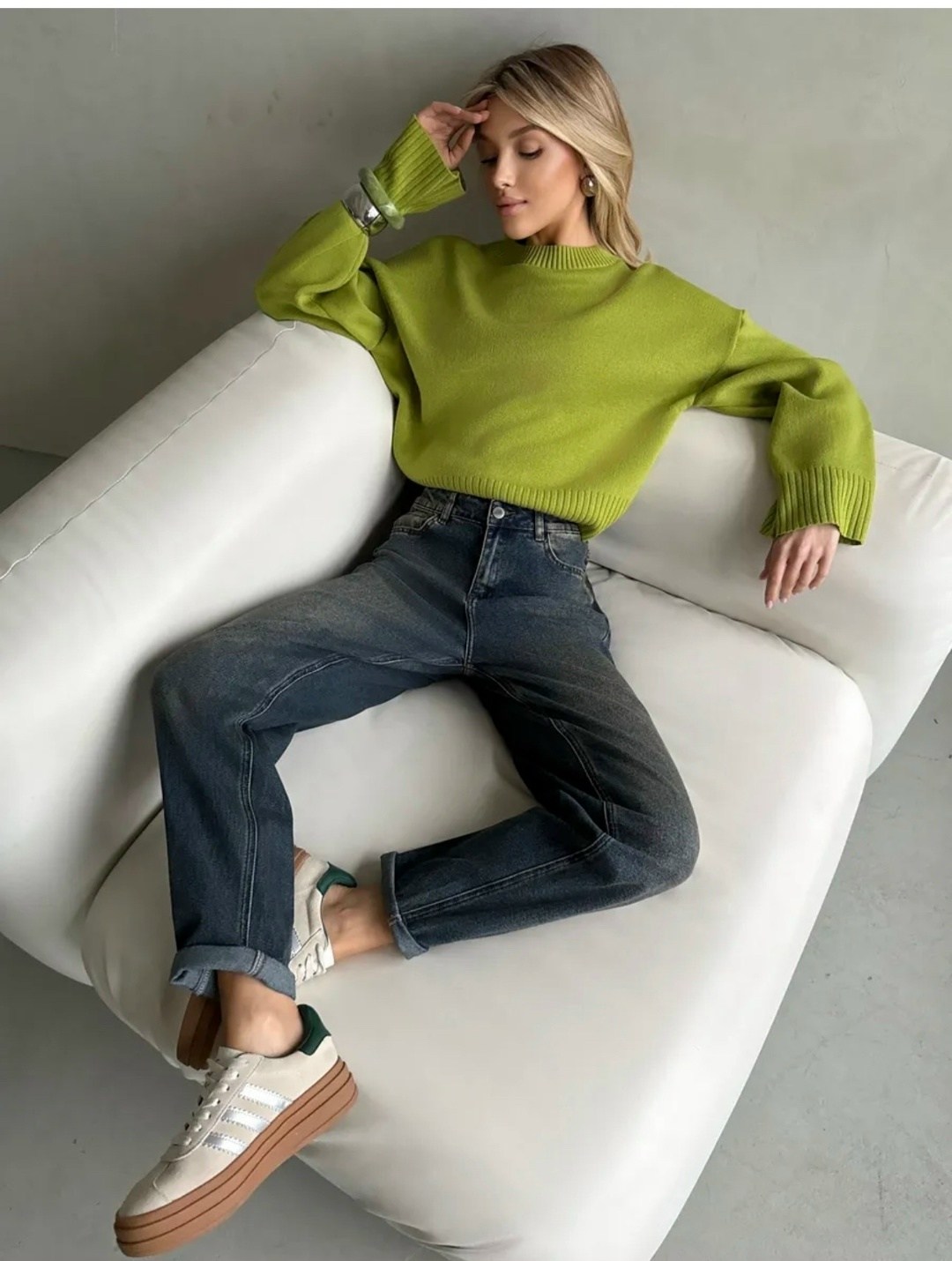 джемпер,женские джемпера,пуловер джемпер,свитер,прямые джинсы