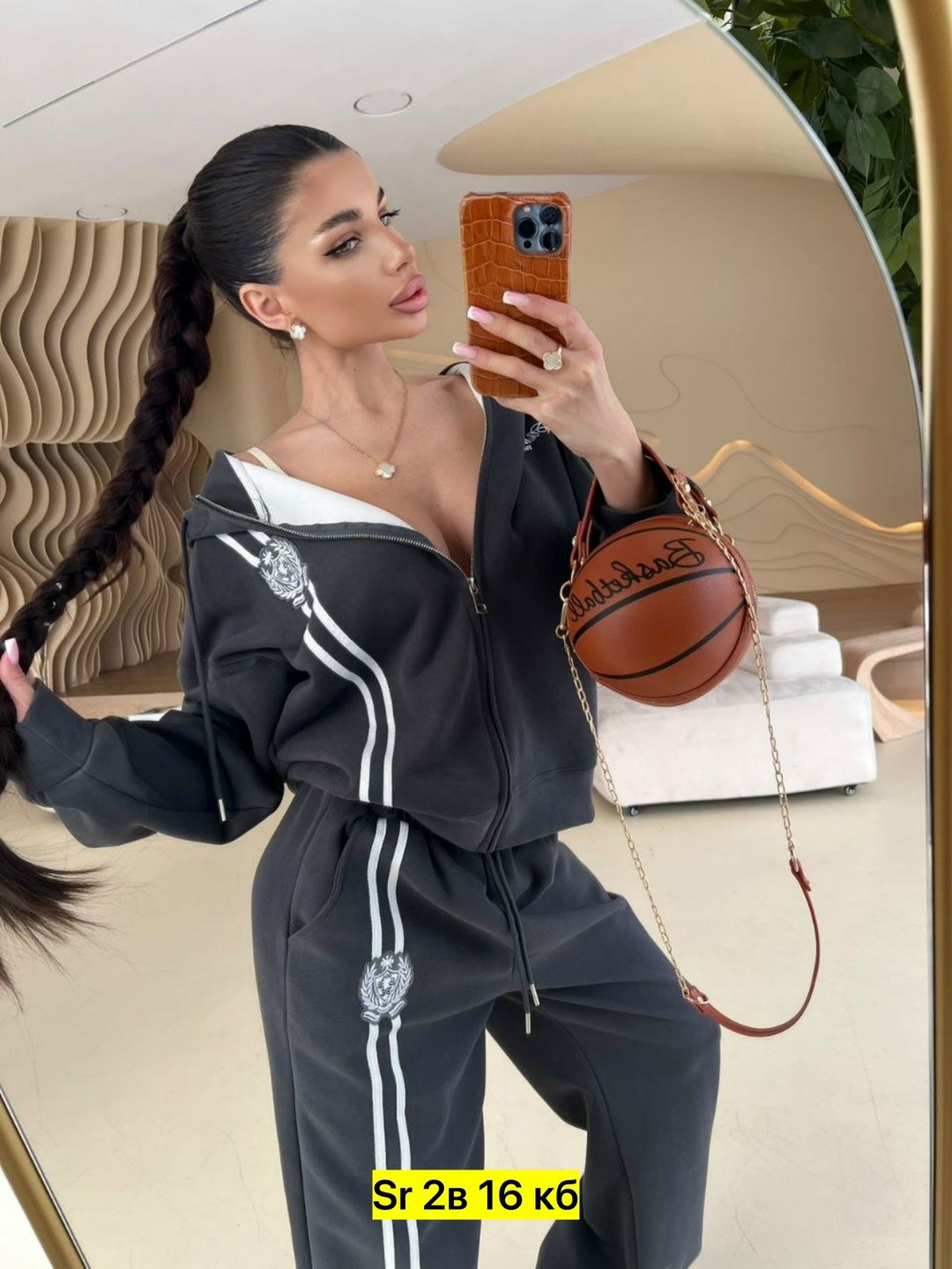 костюм спортивный женский,loro piana женский красный костюм,спортивный женский костюм красный,спортивный костюм miu miu женский,женский костюм