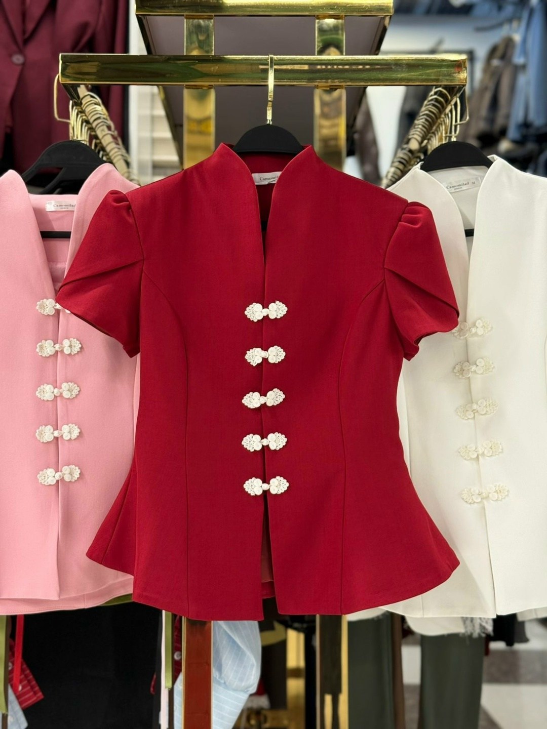 стильный наряд,брючный костюм,женская блузка,жакет