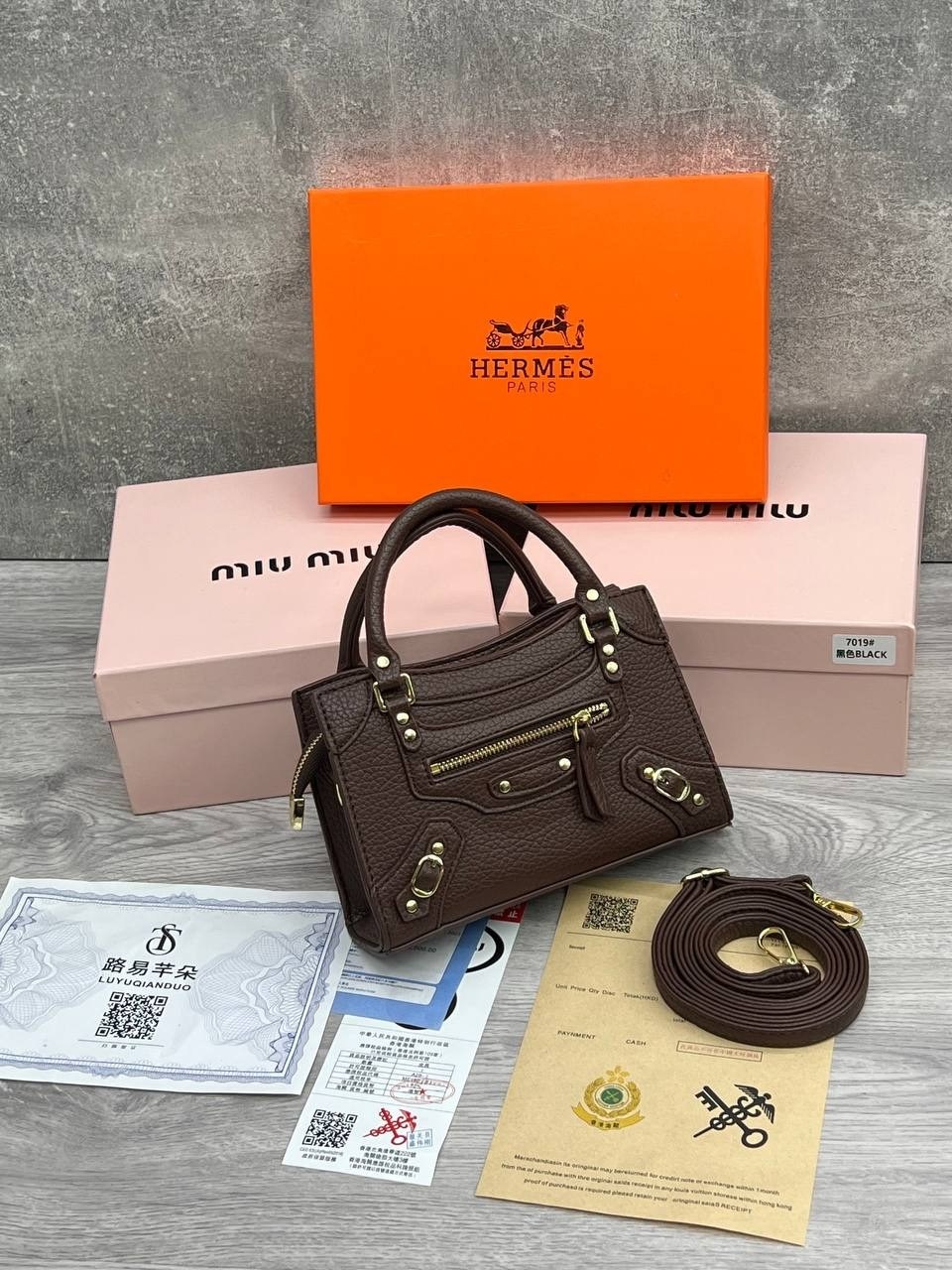 сумка баленсиага через плечо,сумки balenciaga,сумка баленсиага оригинал,сумка баленсиага,брендовые сумки