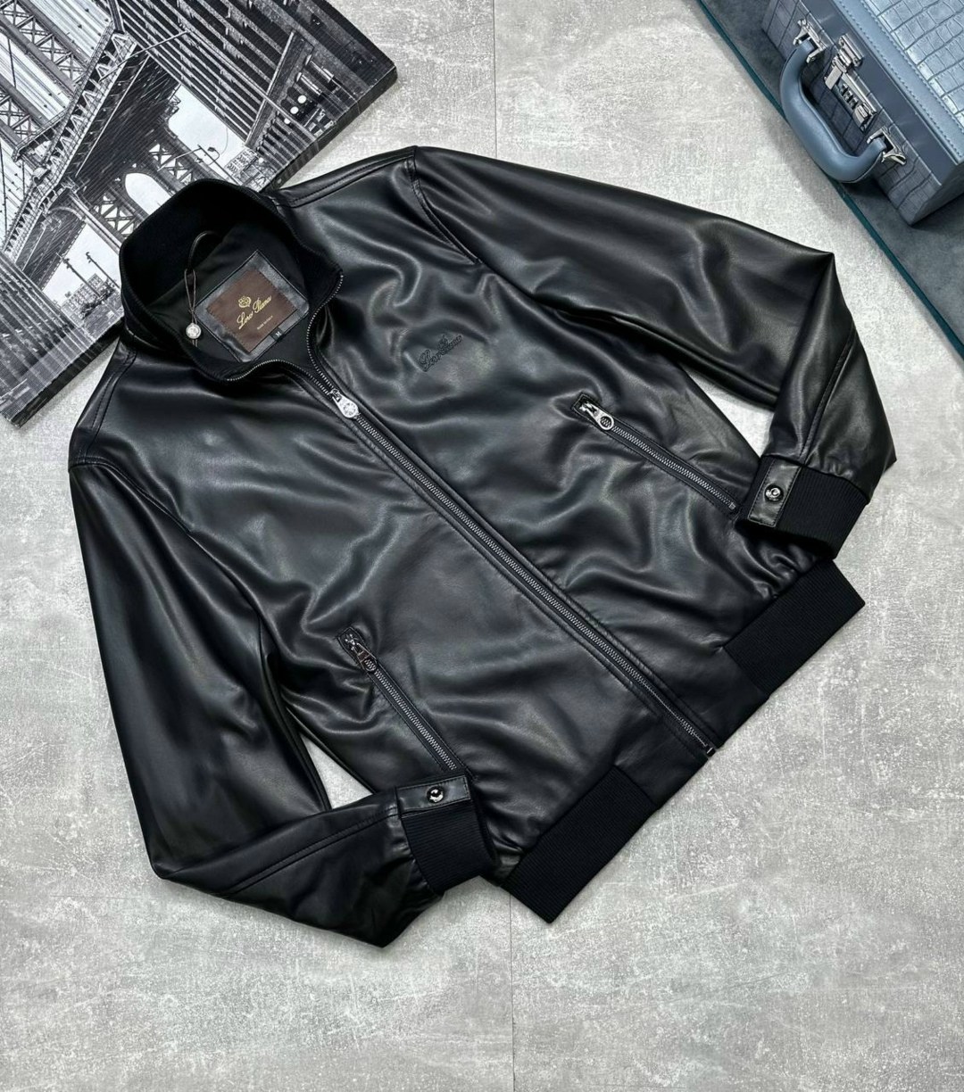 кожаная куртка emporio armani,мужская кожаная куртка,куртка кожаная,мужская кожаная куртка армани,кожаная куртка armani мужская