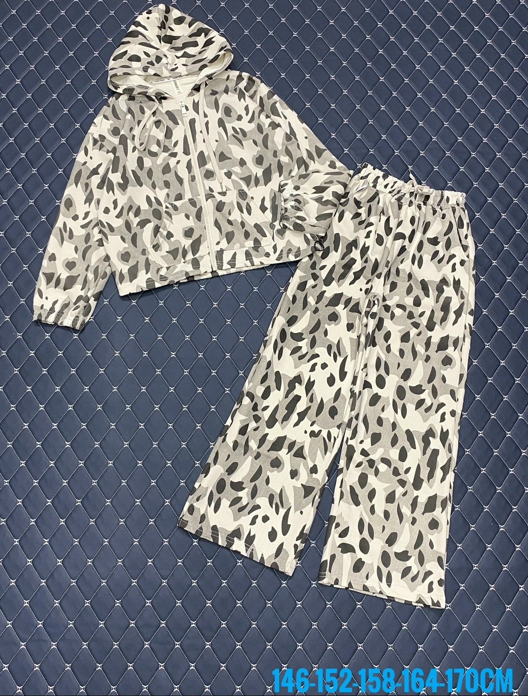 спортивный костюм теплый брючный леопардовый majiko,спортивный костюм с леопардовым принтом mix moda,комплект костюм,костюм женский,спортивный костюм теплый леопардовый majiko