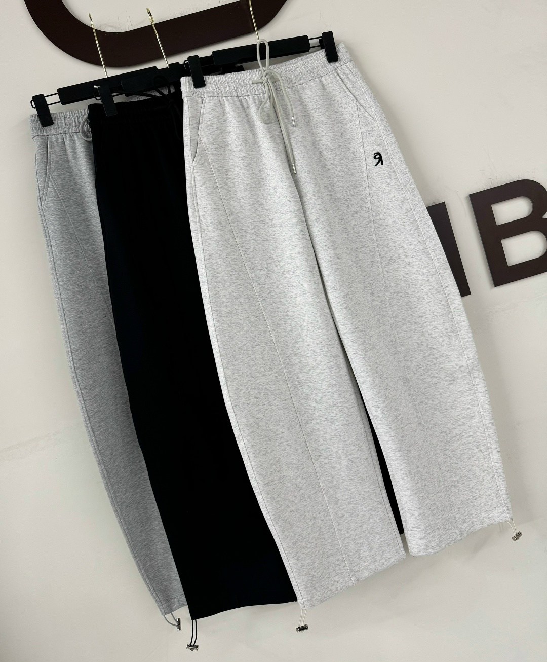 брюки спортивные,штаны спортивные,штаны оверсайз,штаны диор,спортивные брюки женские