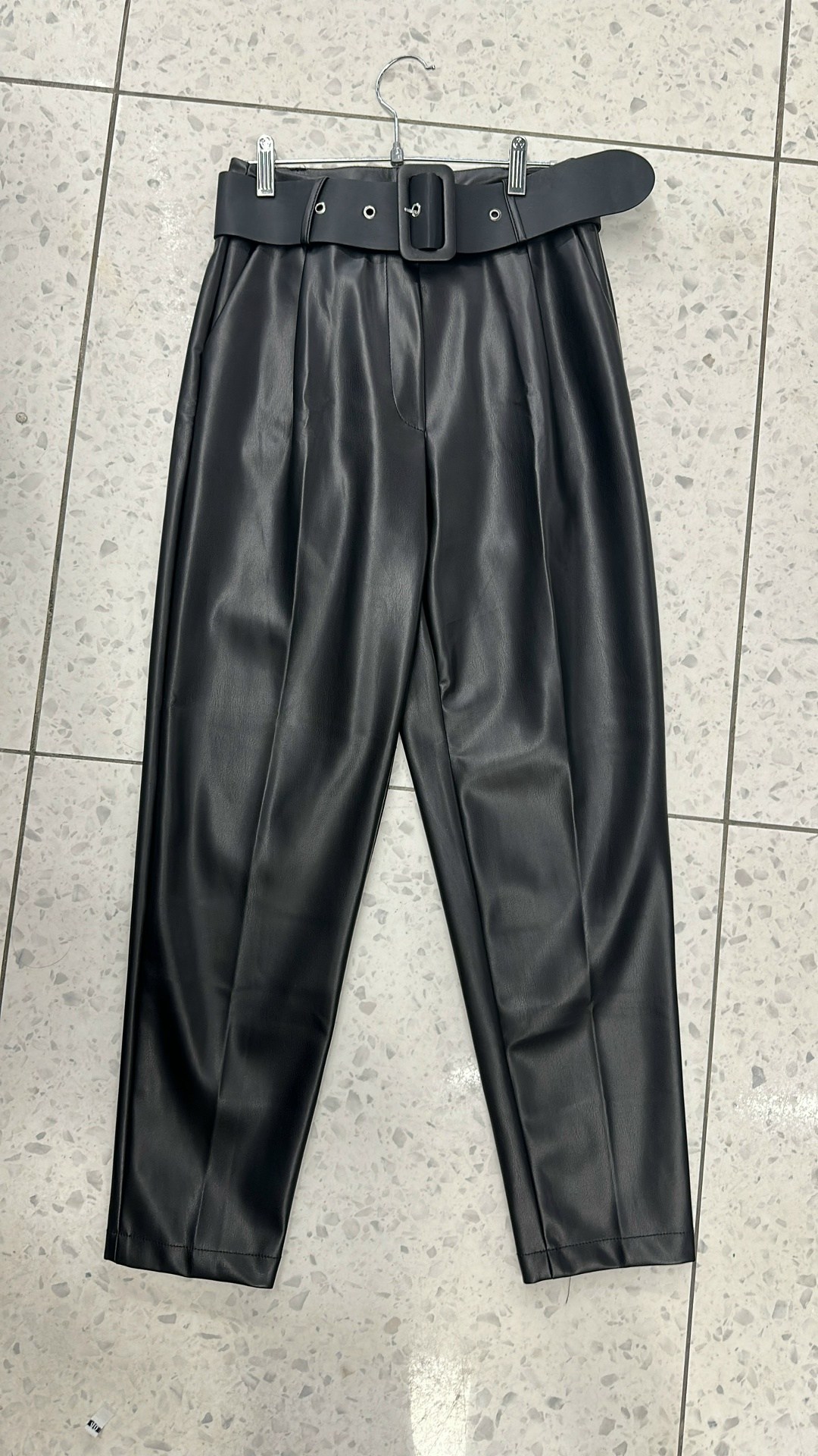 кожаные штаны,брюки кожаные,женские кожаные брюки,брюки женские,брюки из экокожи женские