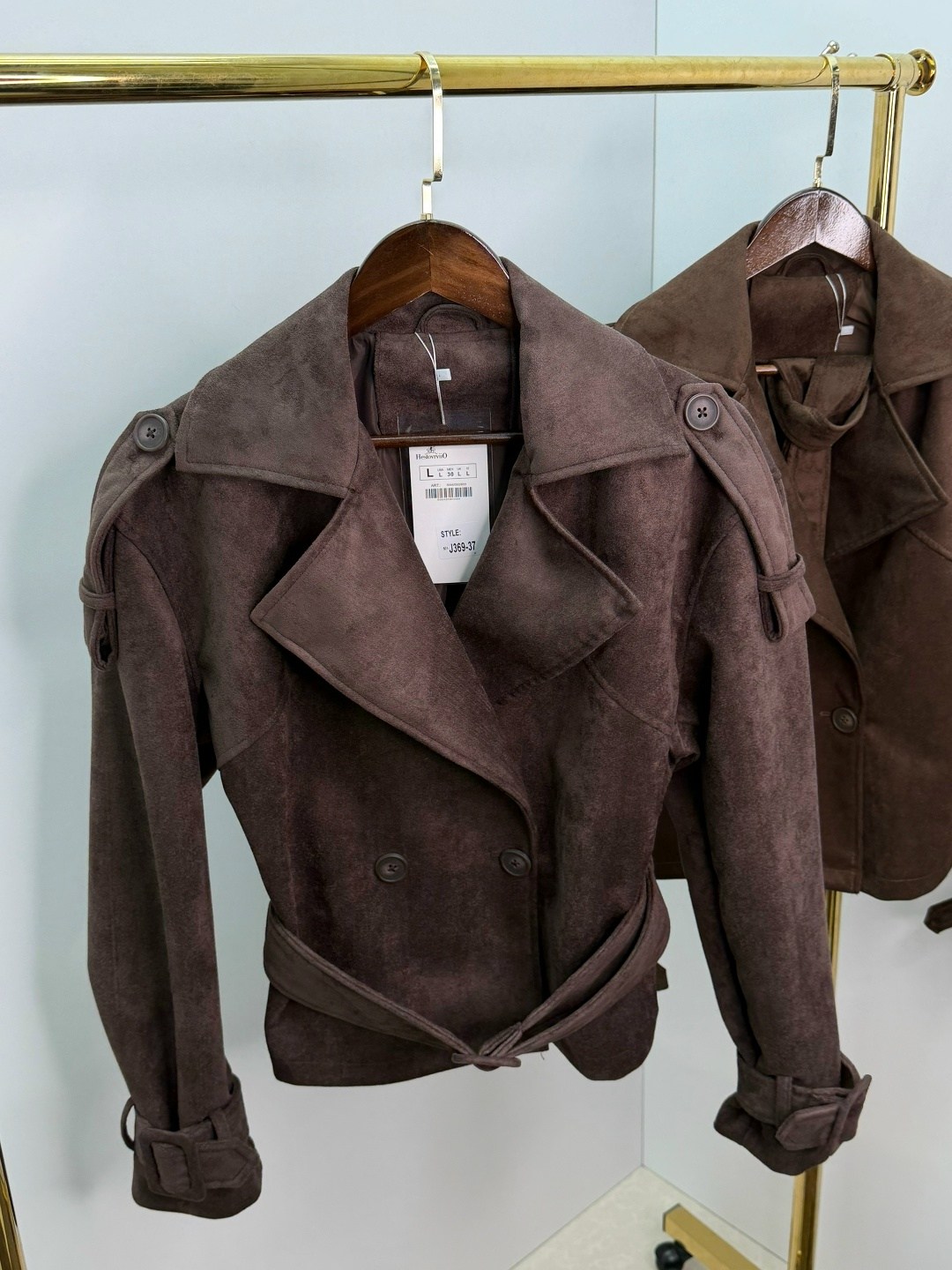 куртка косуха замшевая коричневая с поясом tadari,женская куртка из замши шоколад,куртка косуха замшевая коричневая tadari,куртка замшевая женская,куртка замшевая