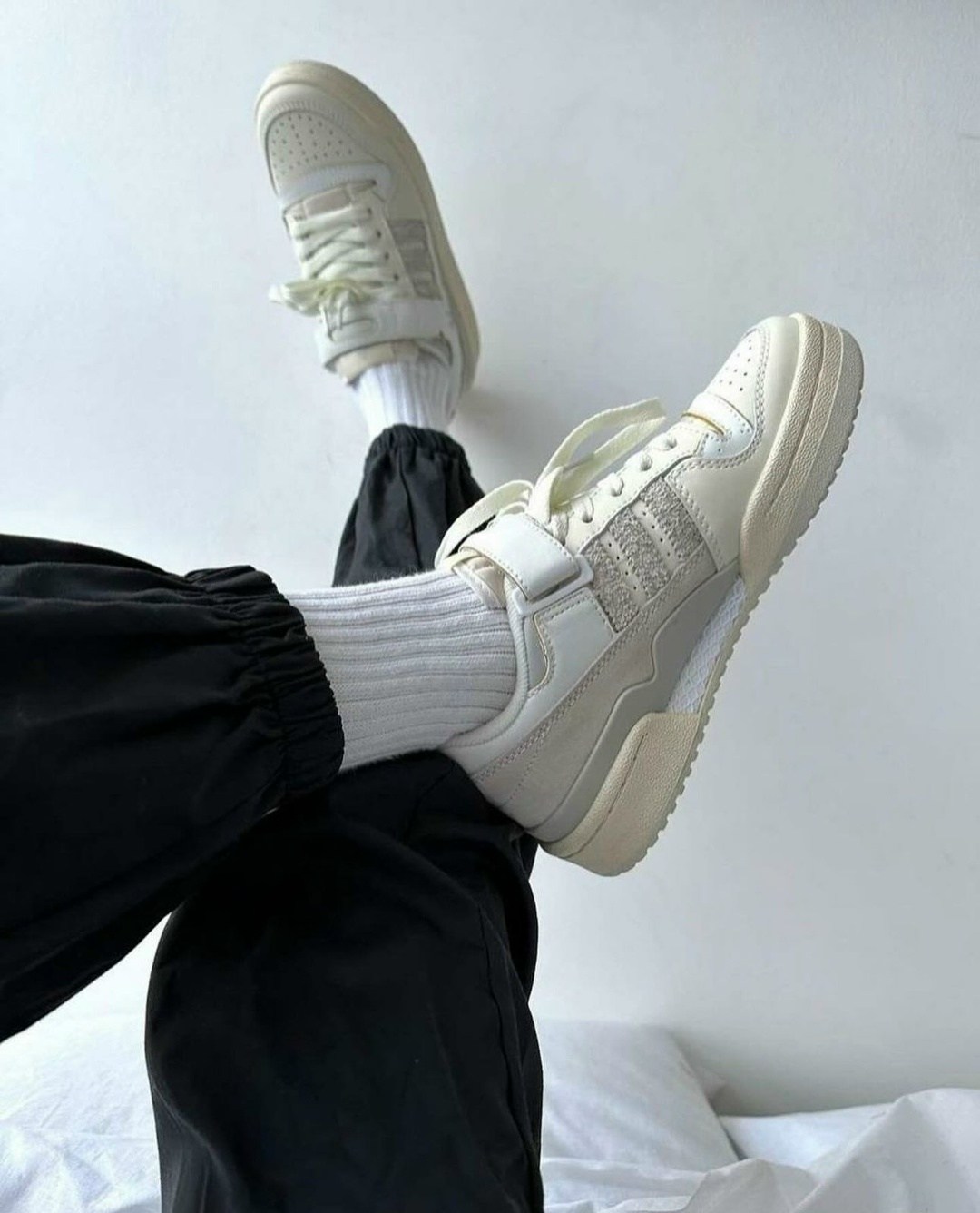 женские кроссовки adidas,кроссовки adidas,adidas forum low 84 бежевый лайт,женские кроссовки adidas gazelle bold,adidas forum 84 low бежевые