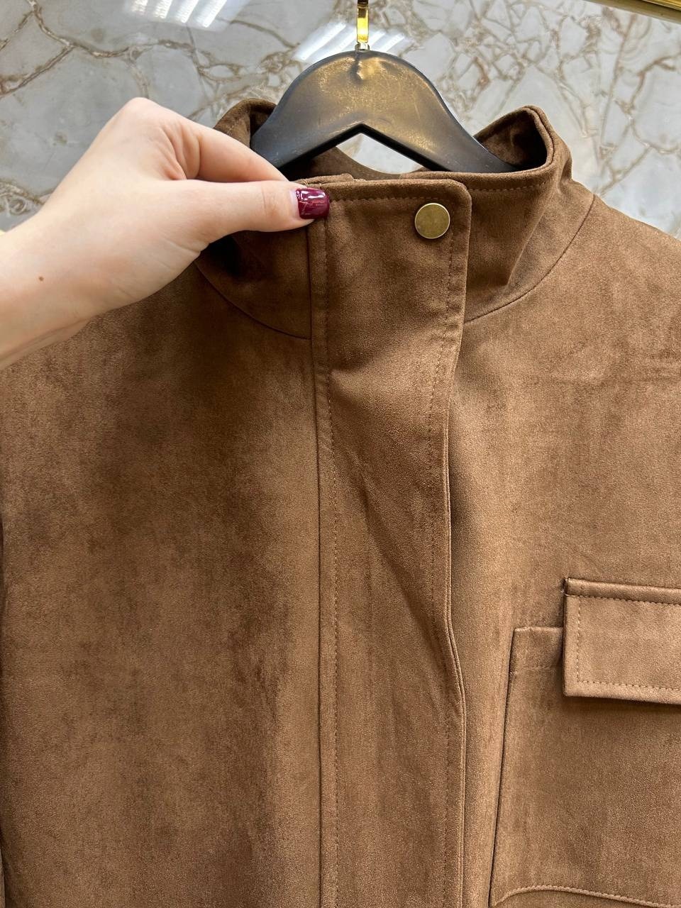 куртка из натуральной замши,трендовая модель куртки из натур замши,замшевая куртка,куртка замшевая женская,куртка кожаная