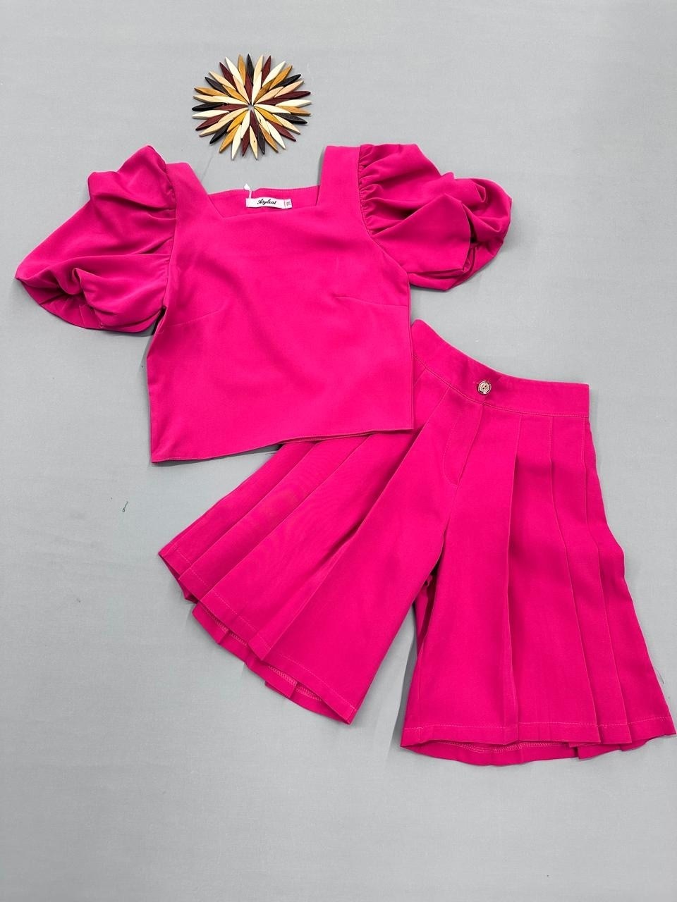 костюм с юбкой,костюм с юбкой нарядный,желтый костюм,летний костюм для девочек,костюм для девочек