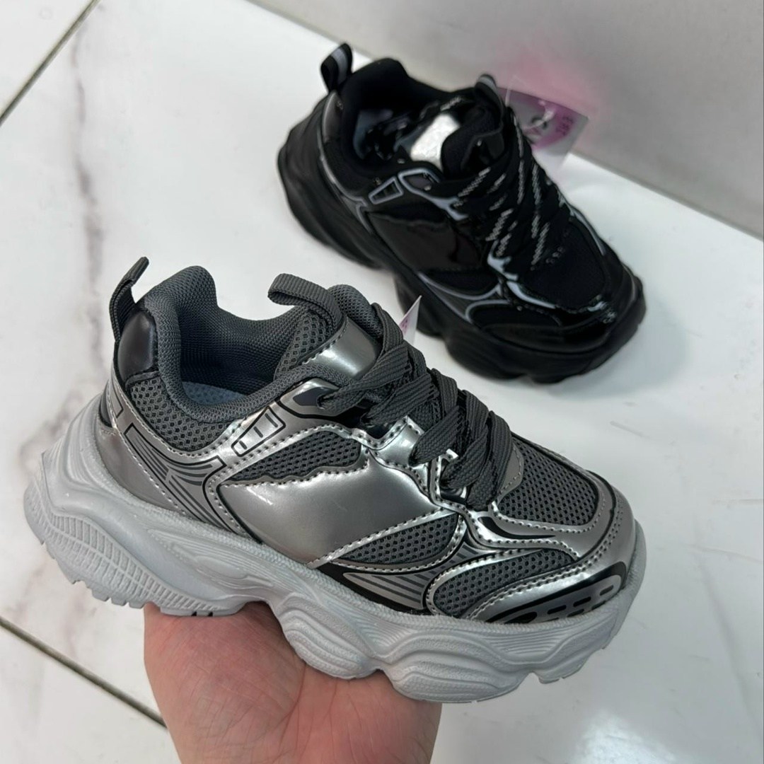 женские кроссовки,кроссовки черные,массивные кроссовки,кроссовки для женщин,спортивная