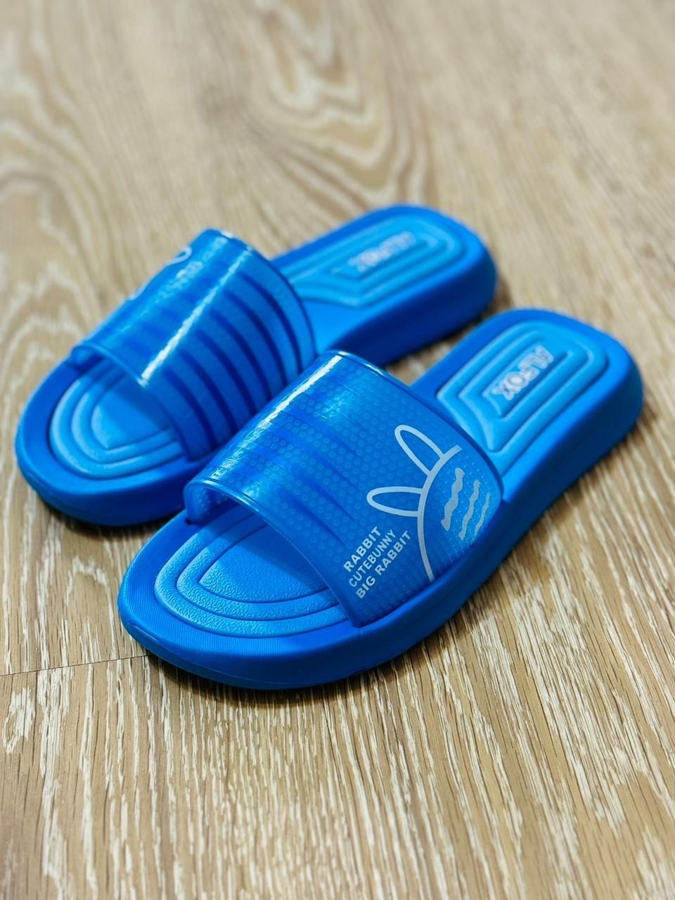 тапки женские,шлепанцы женские,,тапочки модные,массажные тапочки