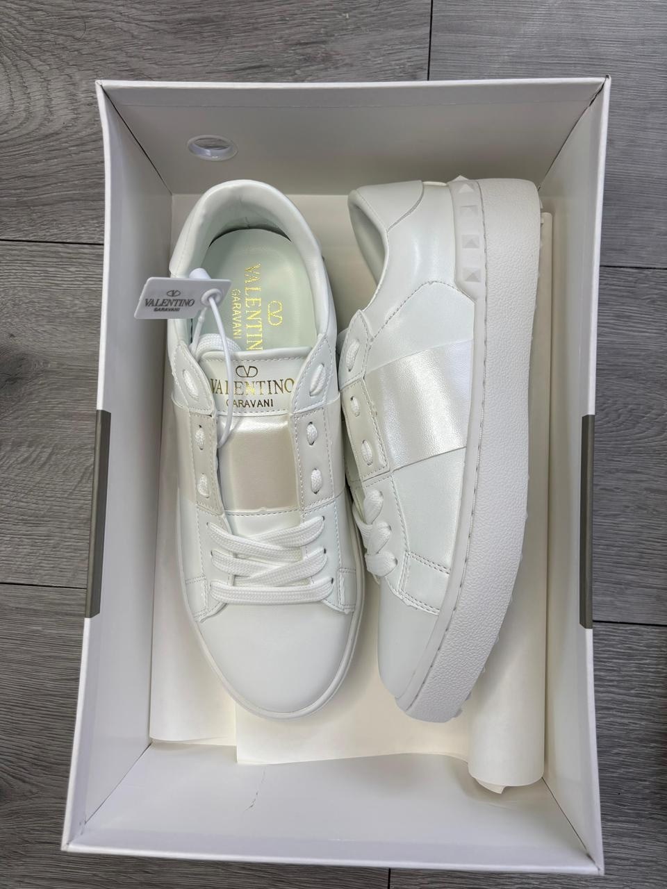 кеды valentino garavani женские оригинал,кроссовки valentino,valentino женские кроссовки,кеды валентино,кеды valentino garavani