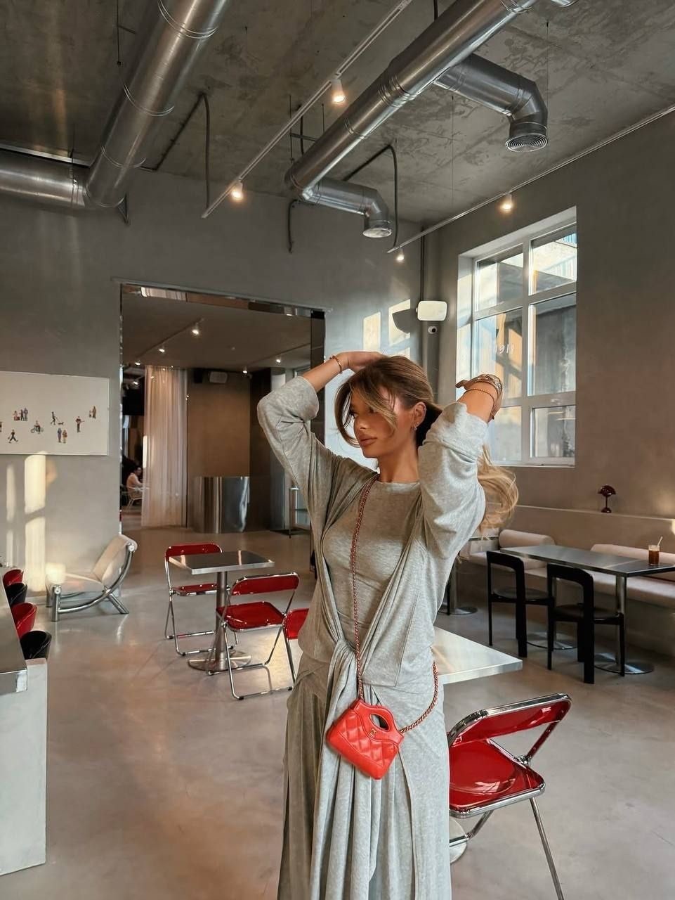 широкие брюки,трикотажный костюм,стильные наряды,широкие штаны