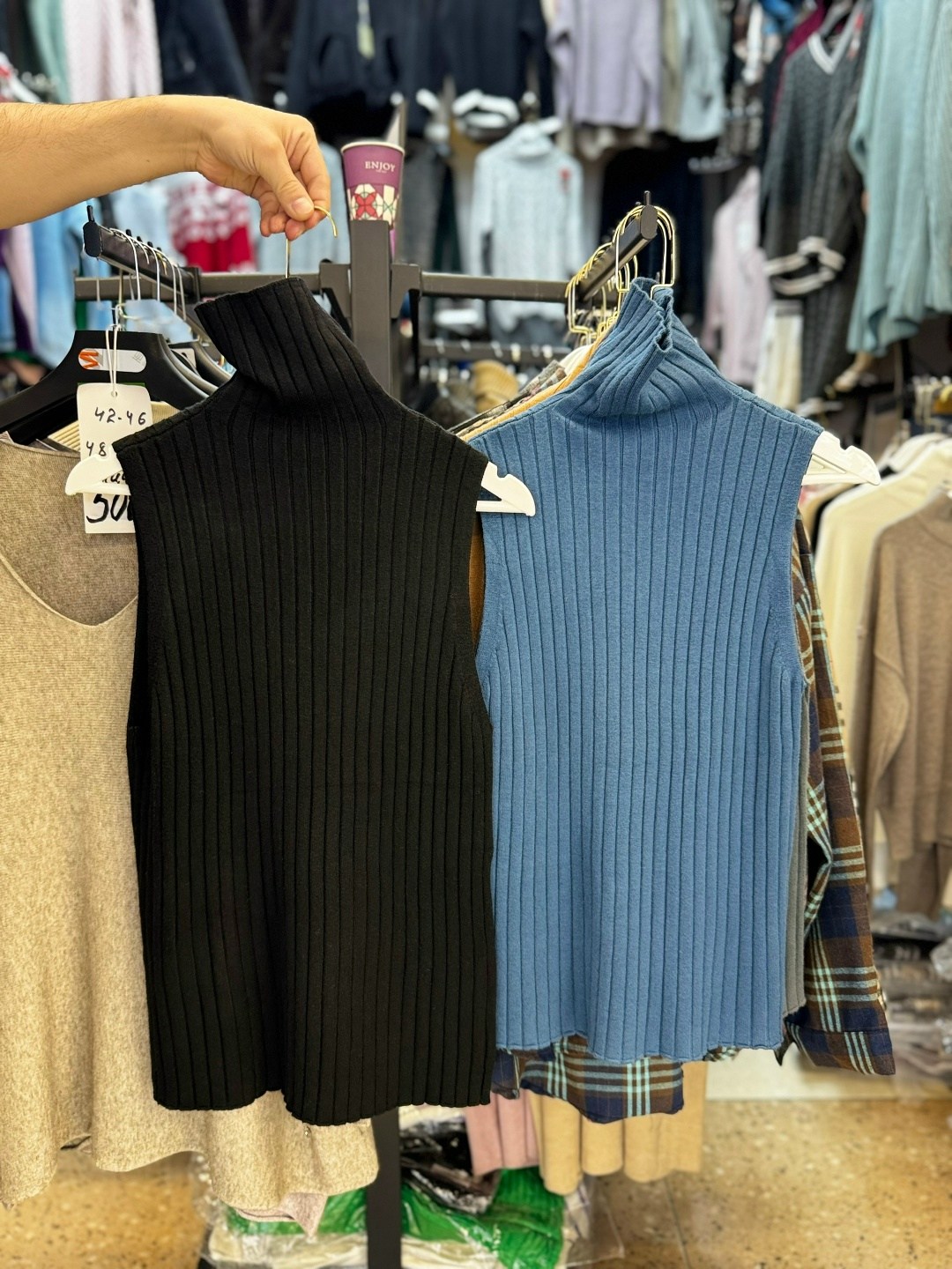 водолазка с жилеткой,водолазка безрукавка,топ водолазка без рукавов,топ женский