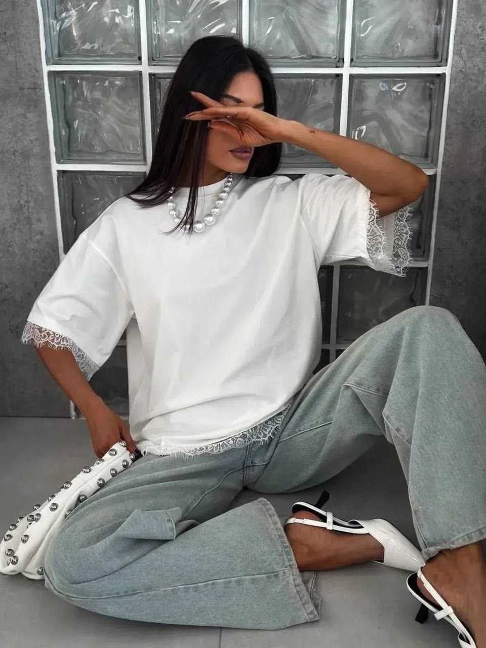 женская футболка оверсайз,футболка женская,одежда стильная,модные стили