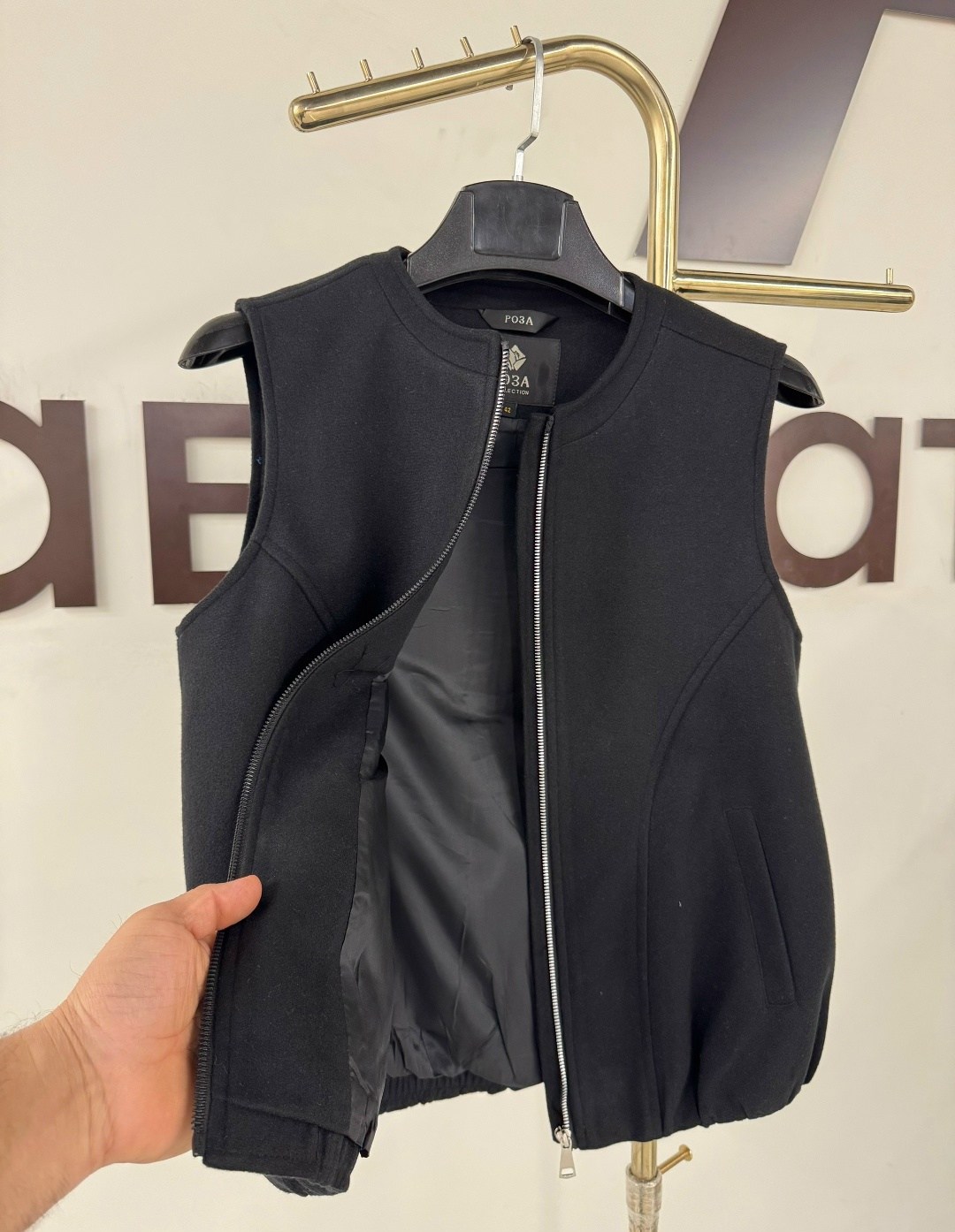 жилет мужской,двусторонний жилет,жилет,жилет с воротником,жилет двухсторонний