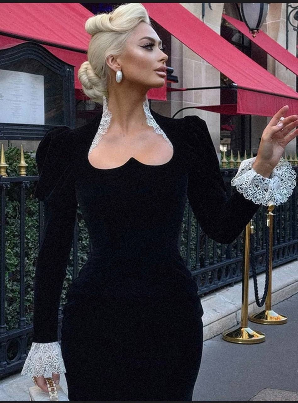 черное велюровое вечернее платье с длинными рукавами,стильные наряды,вечернее платье,элегантное длинное платье,женщина